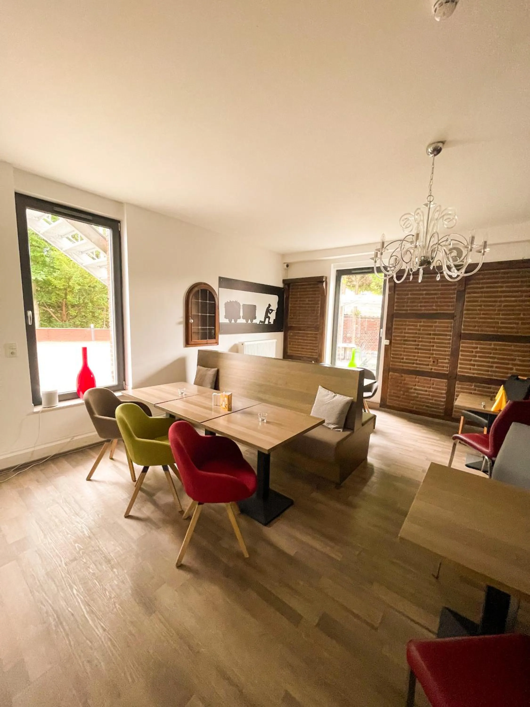 Restaurant/places to eat in Hotel Kronenkurve