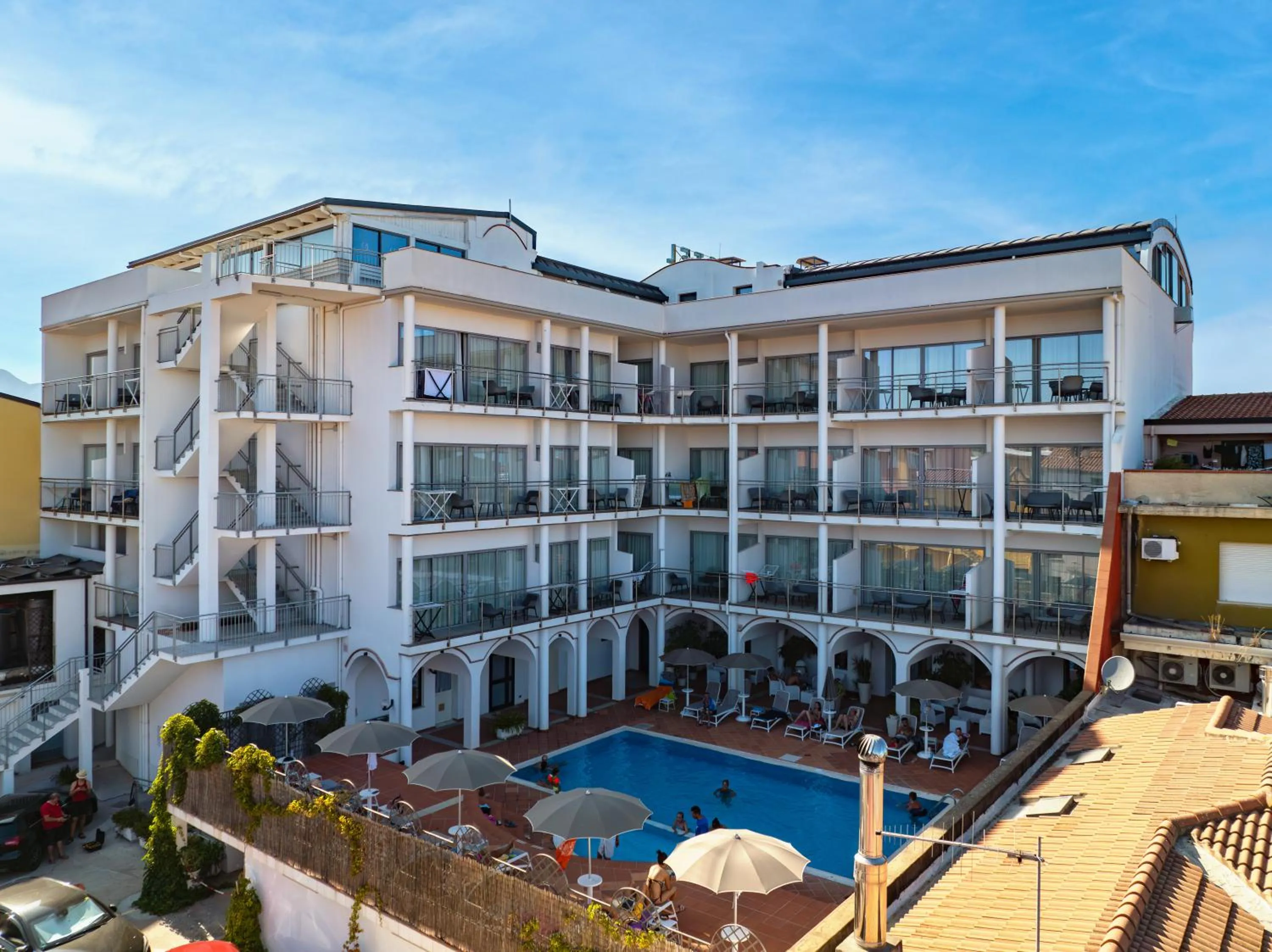 Swimming pool in Hotel Orri