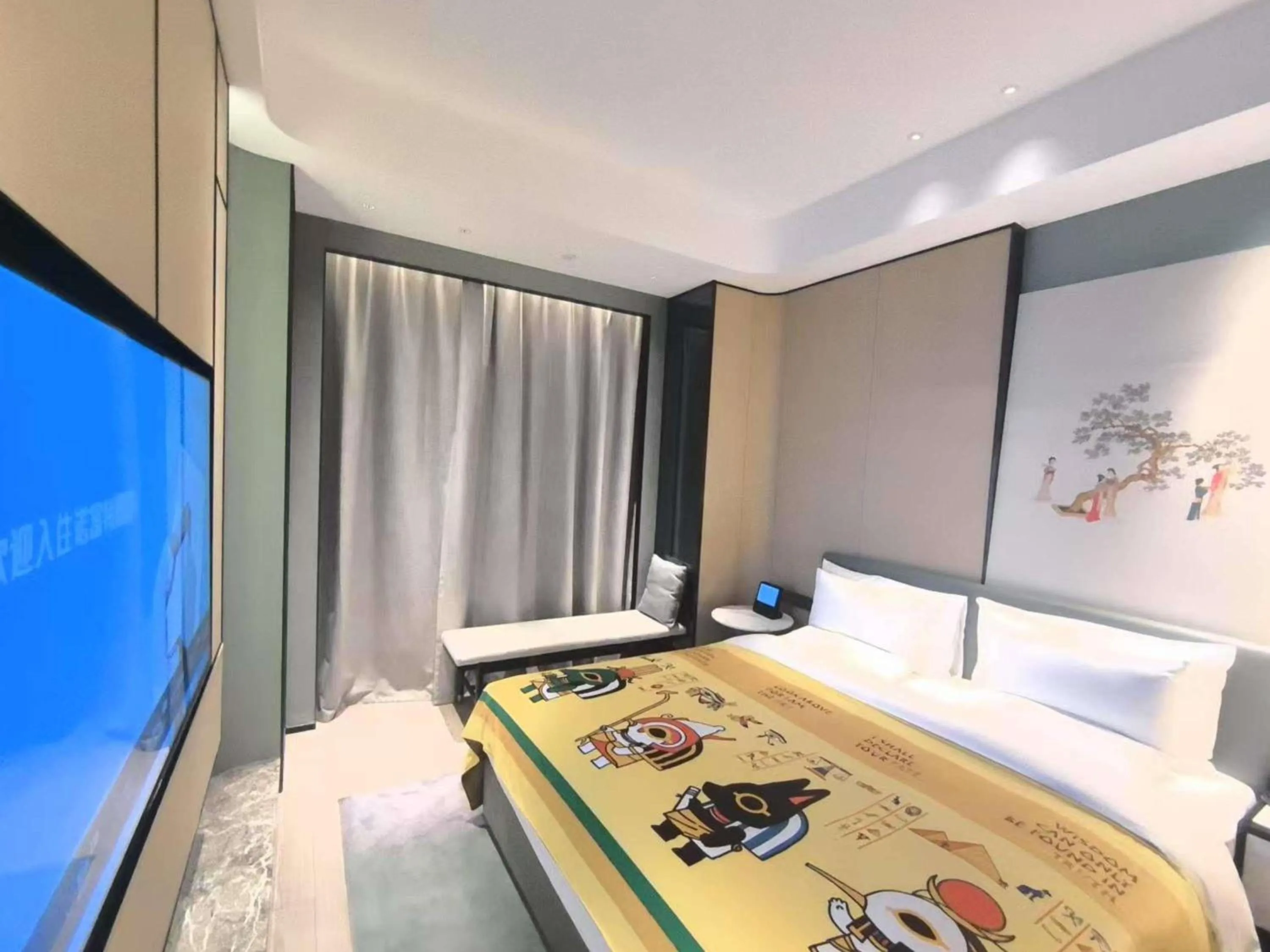 Bedroom, Bed in Novotel Shanghai Caohejing