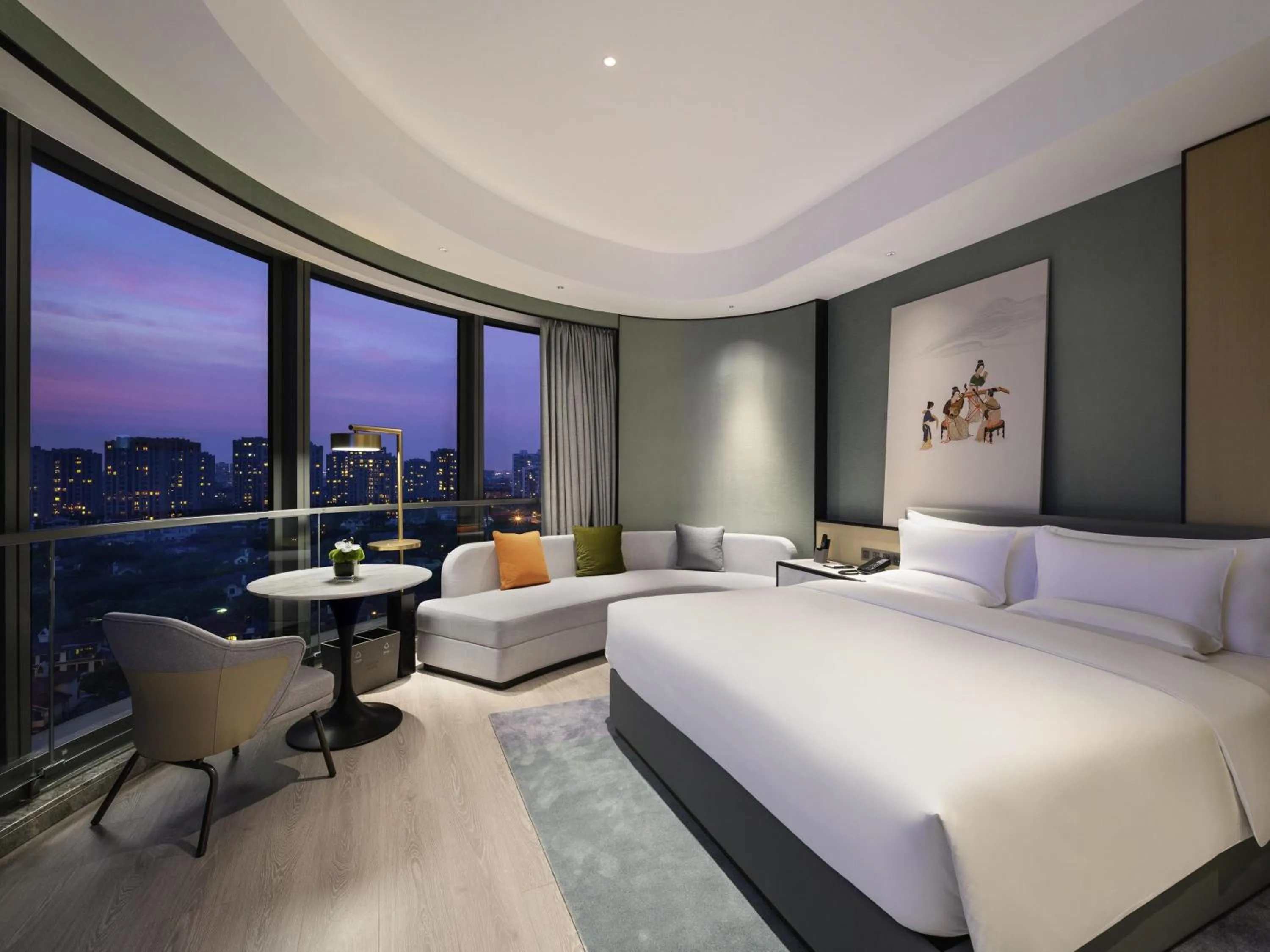 Bedroom, Bed in Novotel Shanghai Caohejing