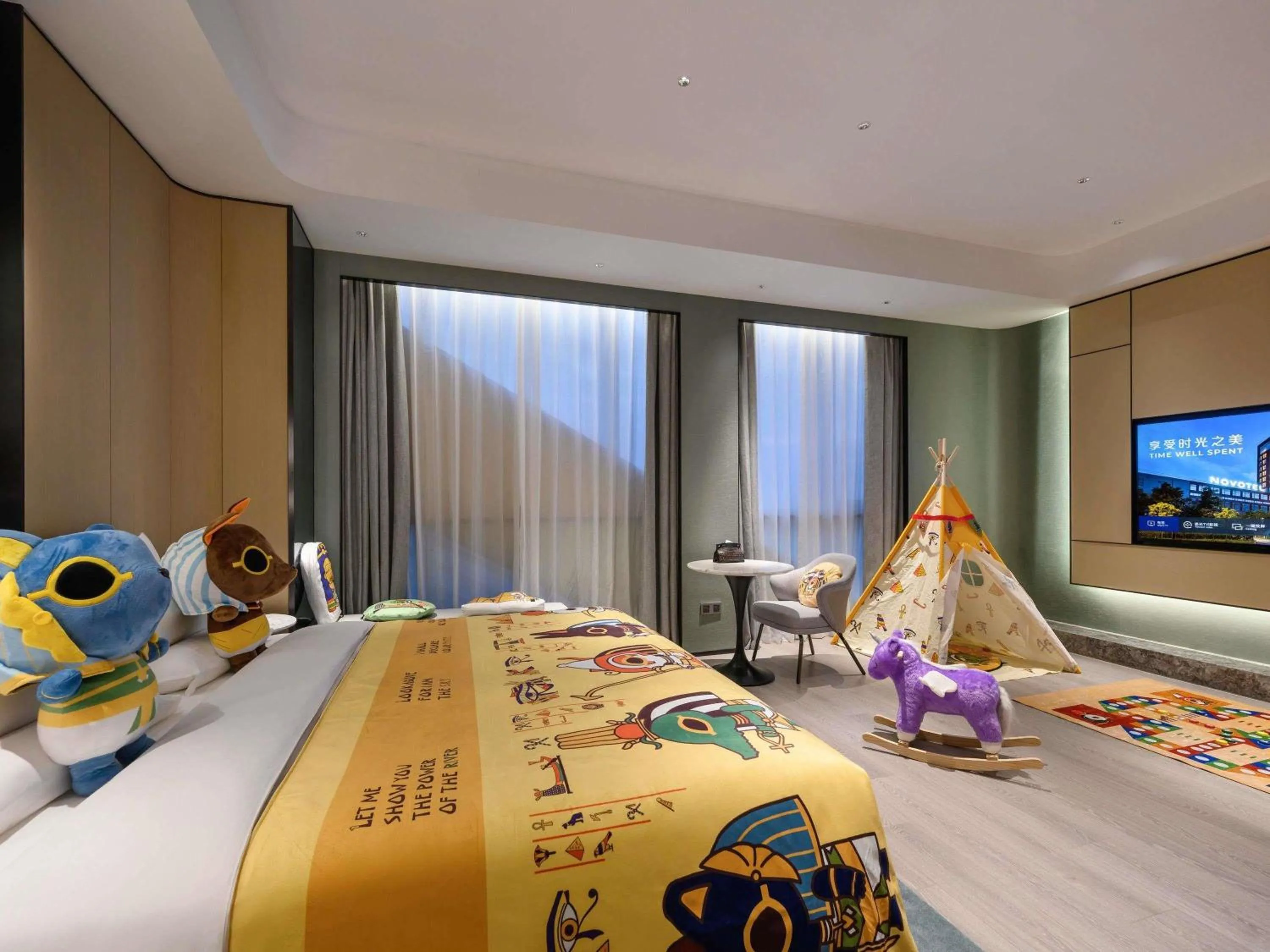 Other, Bed in Novotel Shanghai Caohejing