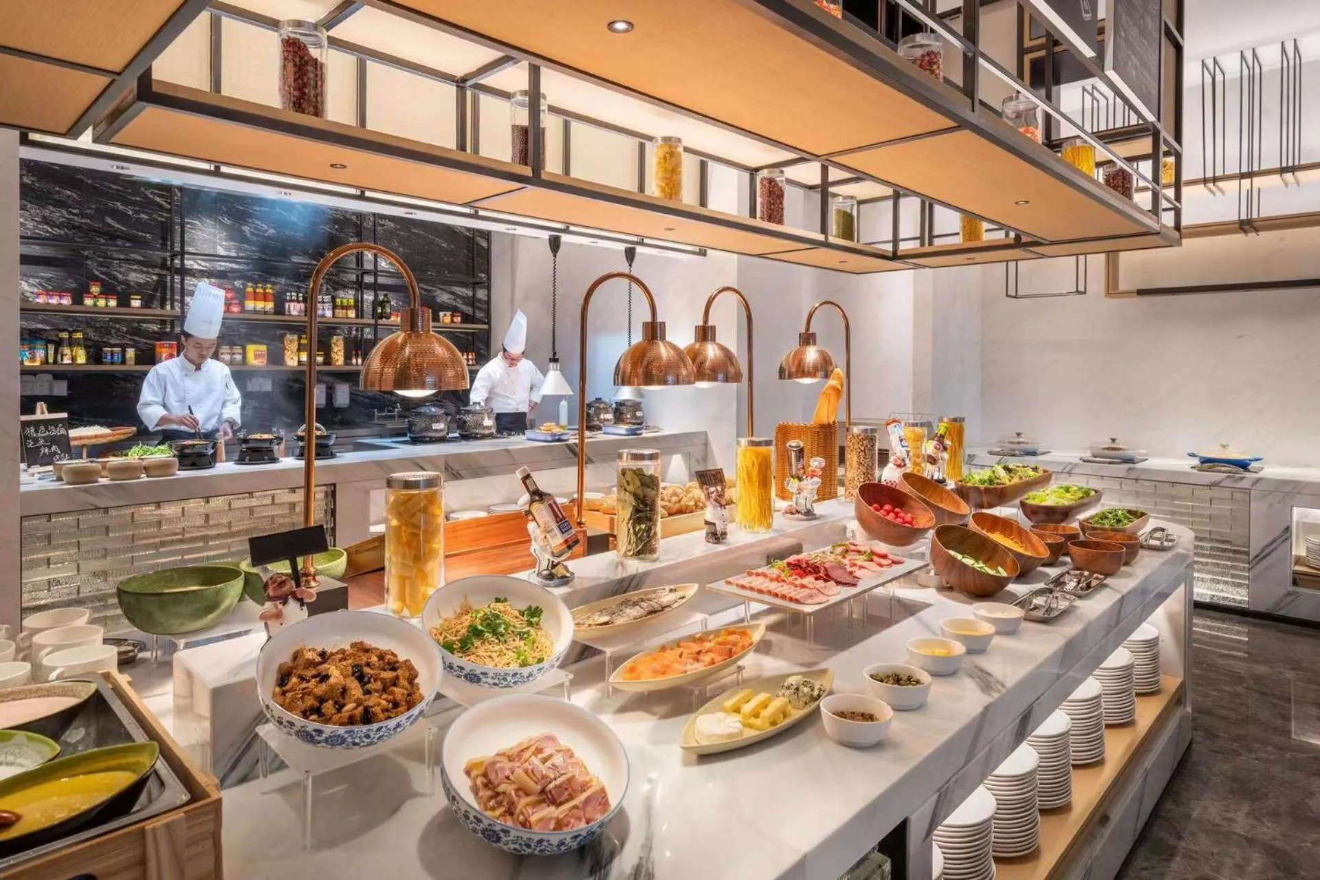 Restaurant/places to eat in Novotel Shanghai Caohejing