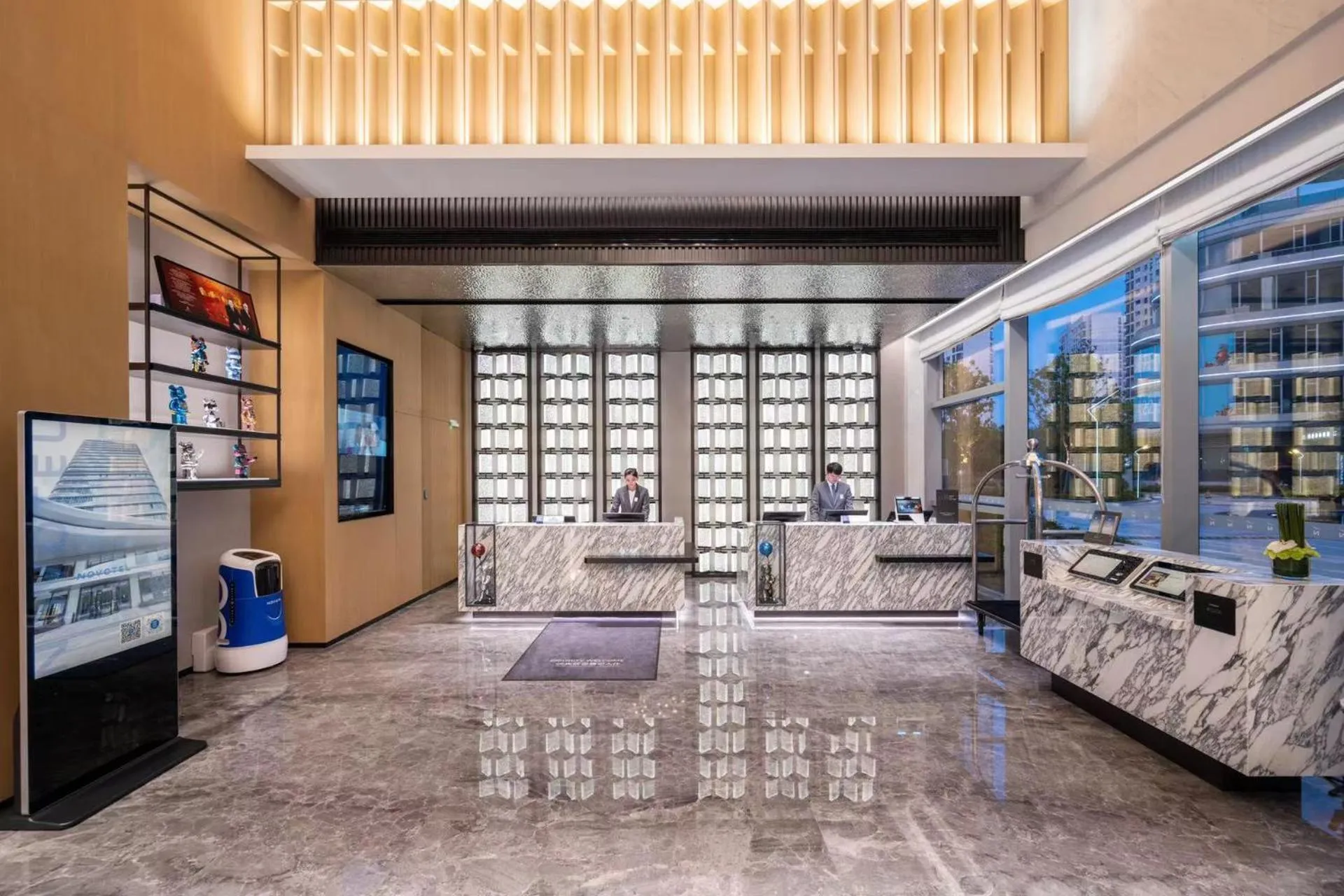 Lobby or reception in Novotel Shanghai Caohejing