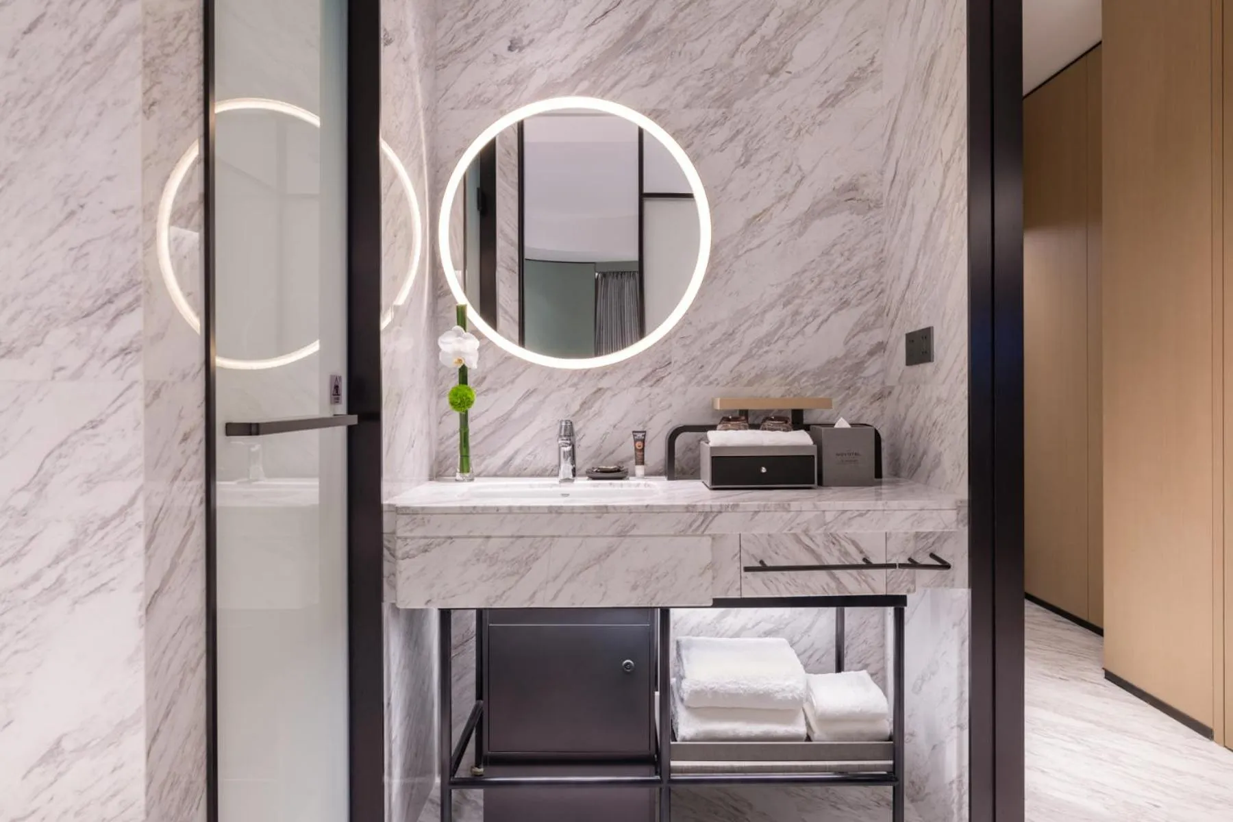 Bathroom in Novotel Shanghai Caohejing