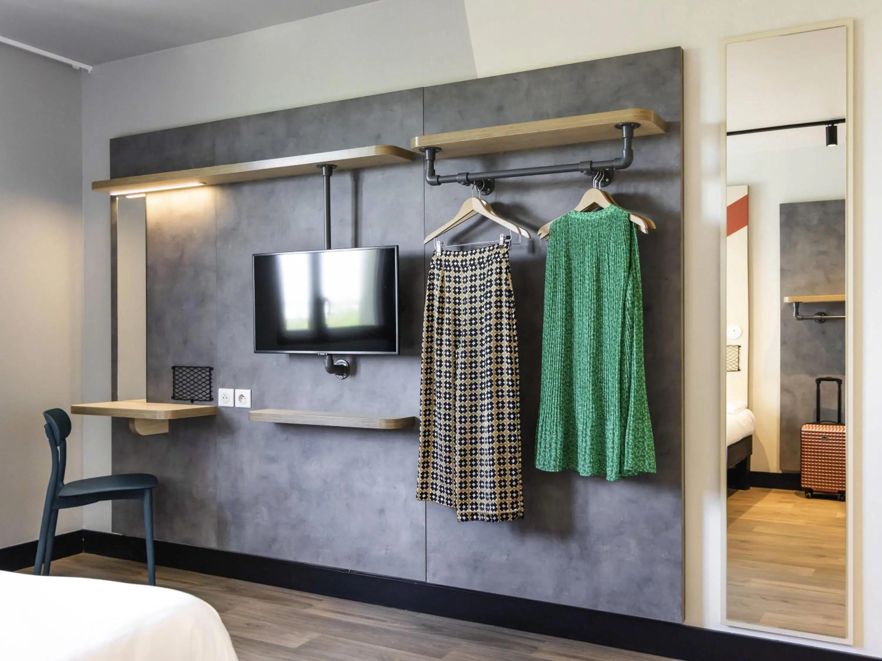 Bedroom in ibis Budget La Rochelle Centre gare