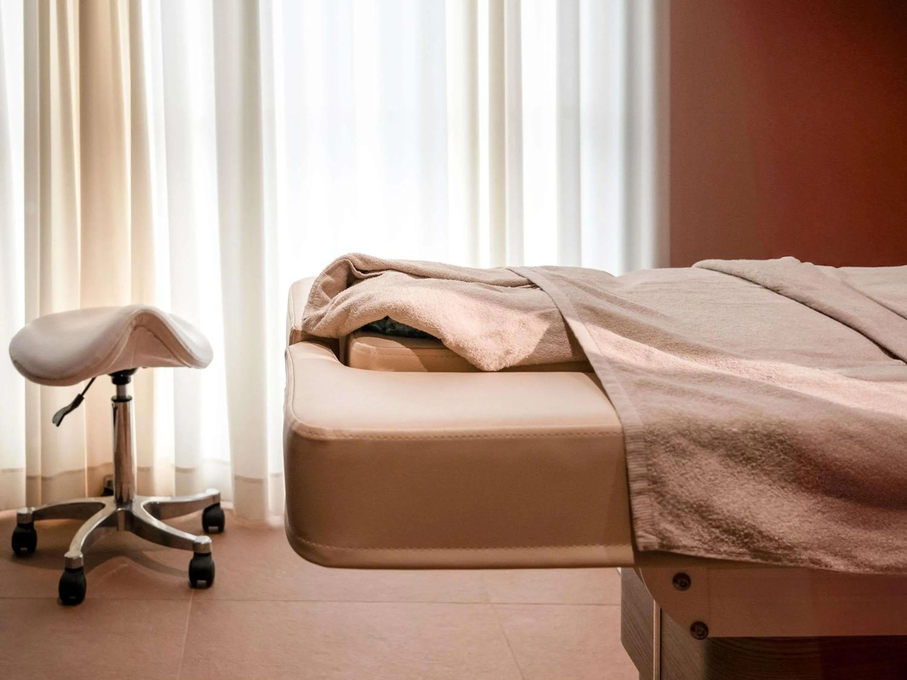 Spa and wellness centre/facilities, Bed in TRIBE Hôtel Le Touquet