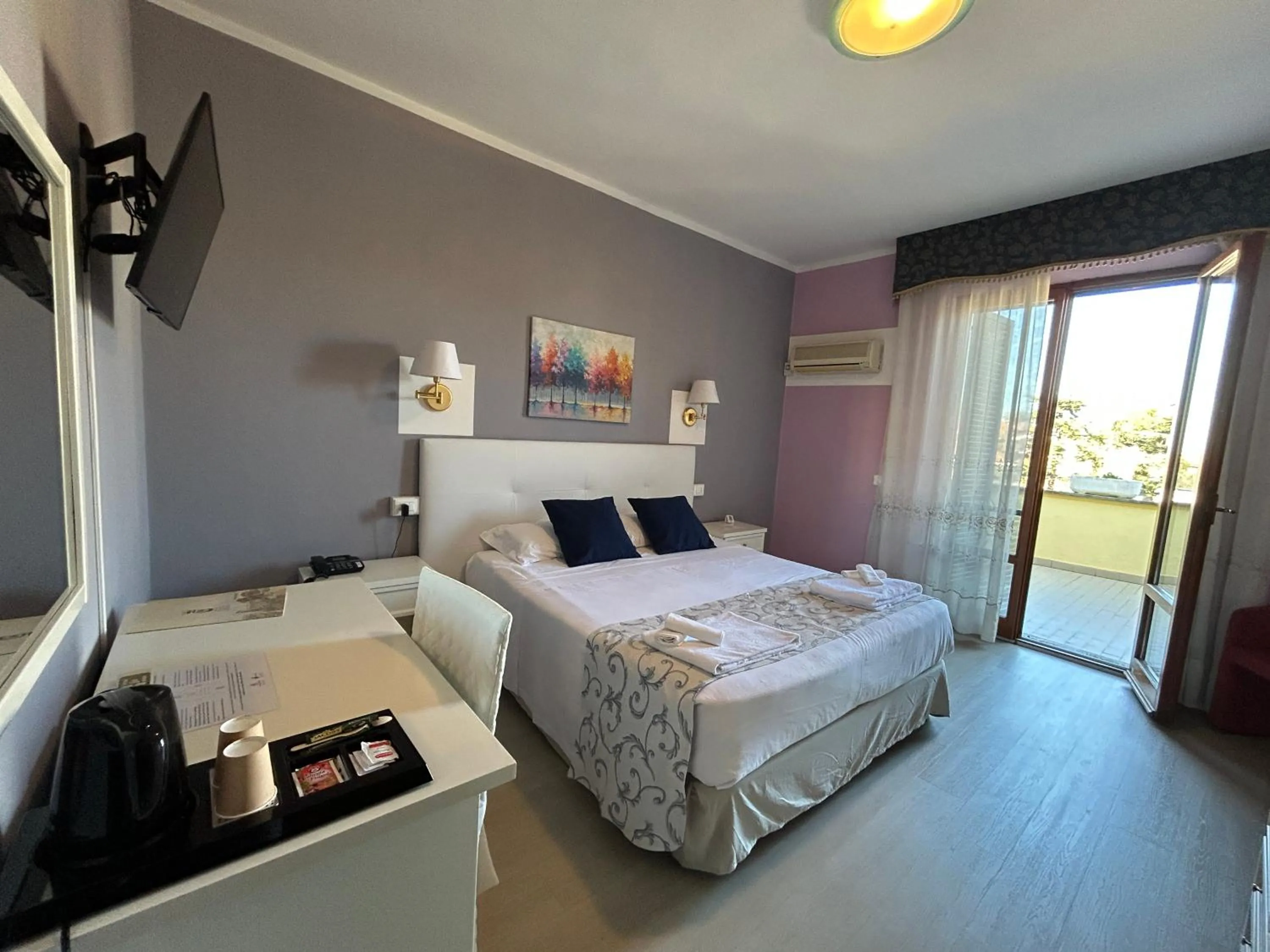 Photo of the whole room, Bed in Hotel Duca Della Corgna