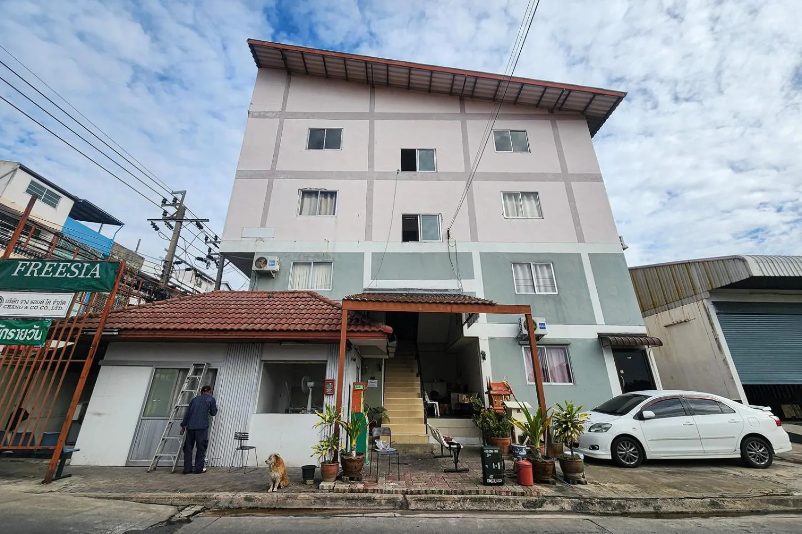 Property building in Freesia Bangphi Guest House