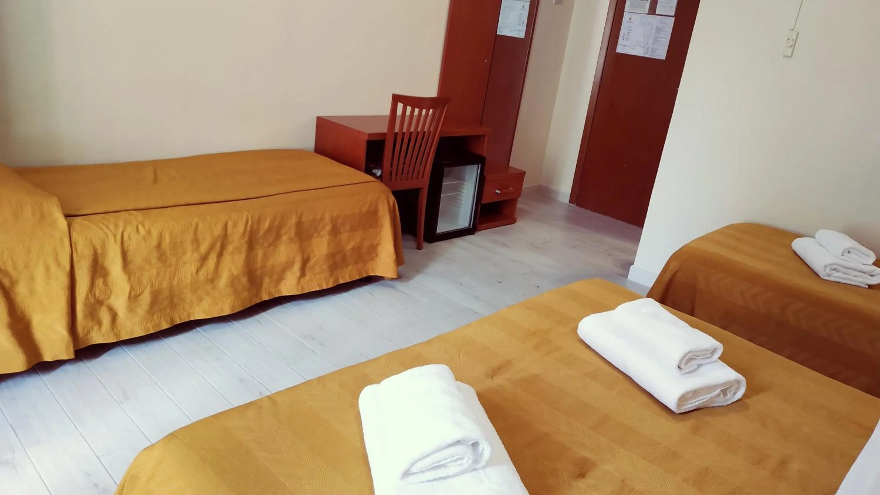 Bed in Hotel Everest