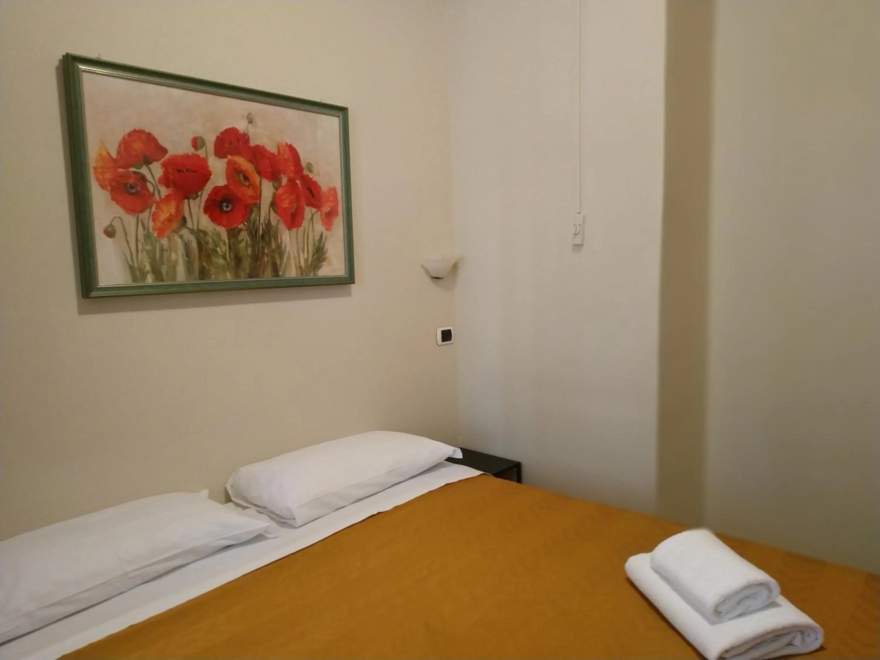 Bed in Hotel Everest