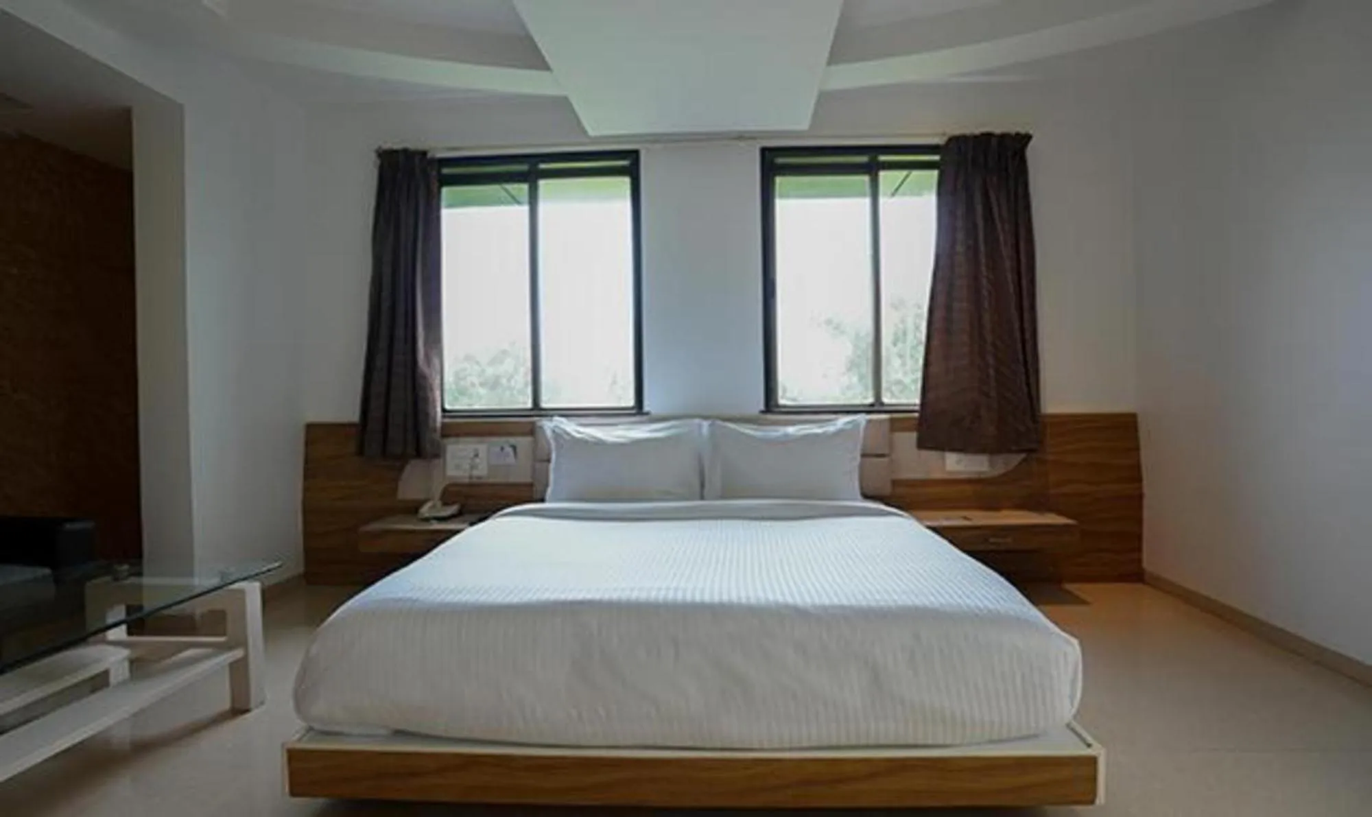 Bed in FabHotel Prime Rester Select Chakan