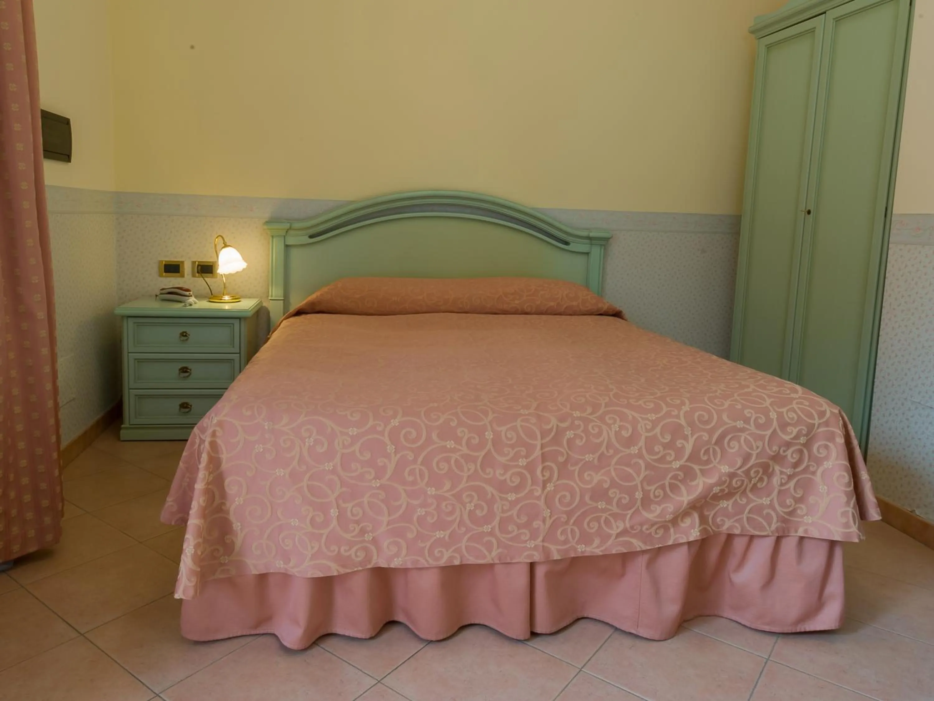 Bed in Hotel Louis II