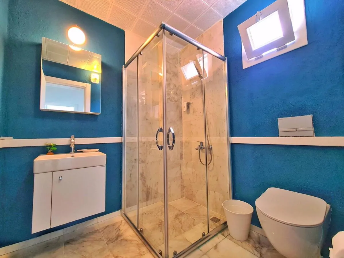 Shower in VİLLA ÇAPA