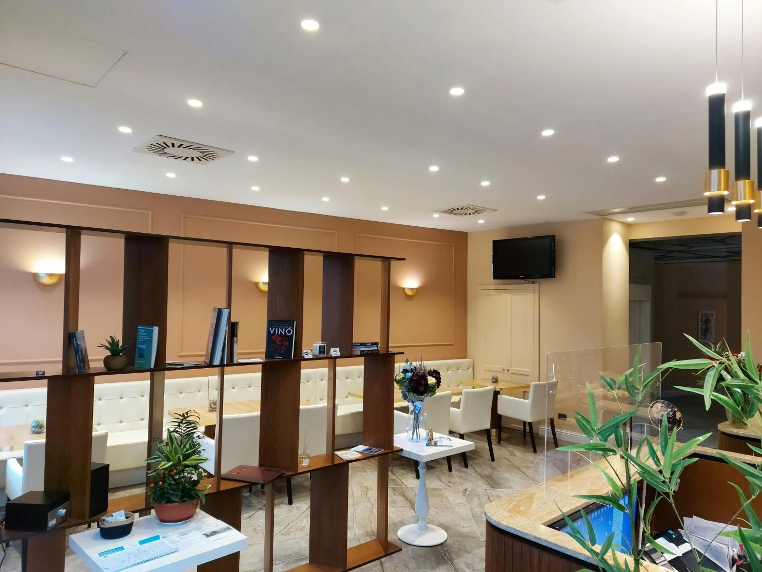 Lobby or reception in Hotel Borgovico