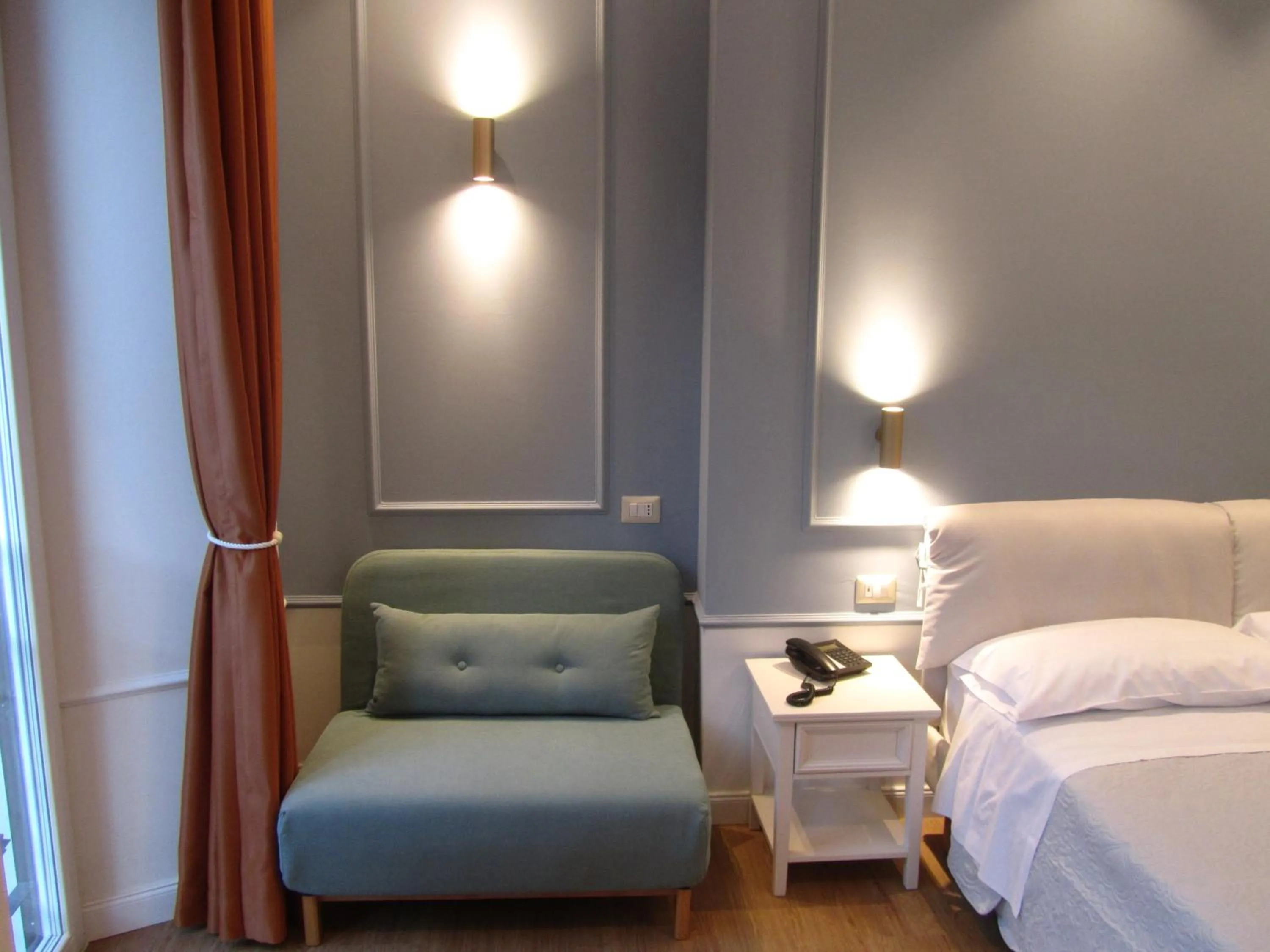 Bed in Hotel Borgovico