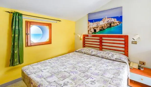 Bed in Hotel Vela Velo Club Vieste