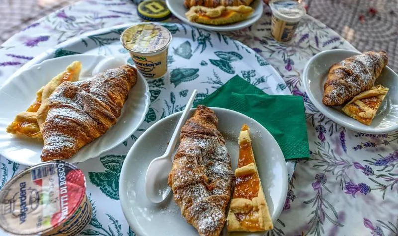 Food and drinks in Hotel Vela Velo Club Vieste