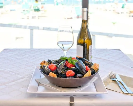 Restaurant/places to eat in Hotel Vela Velo Club Vieste