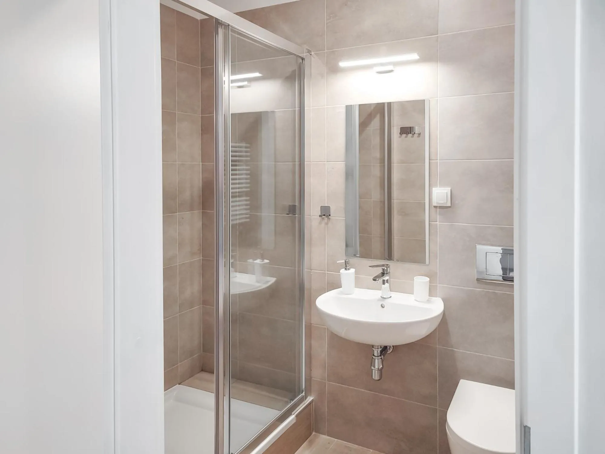 Shower in Apart Hostel S8