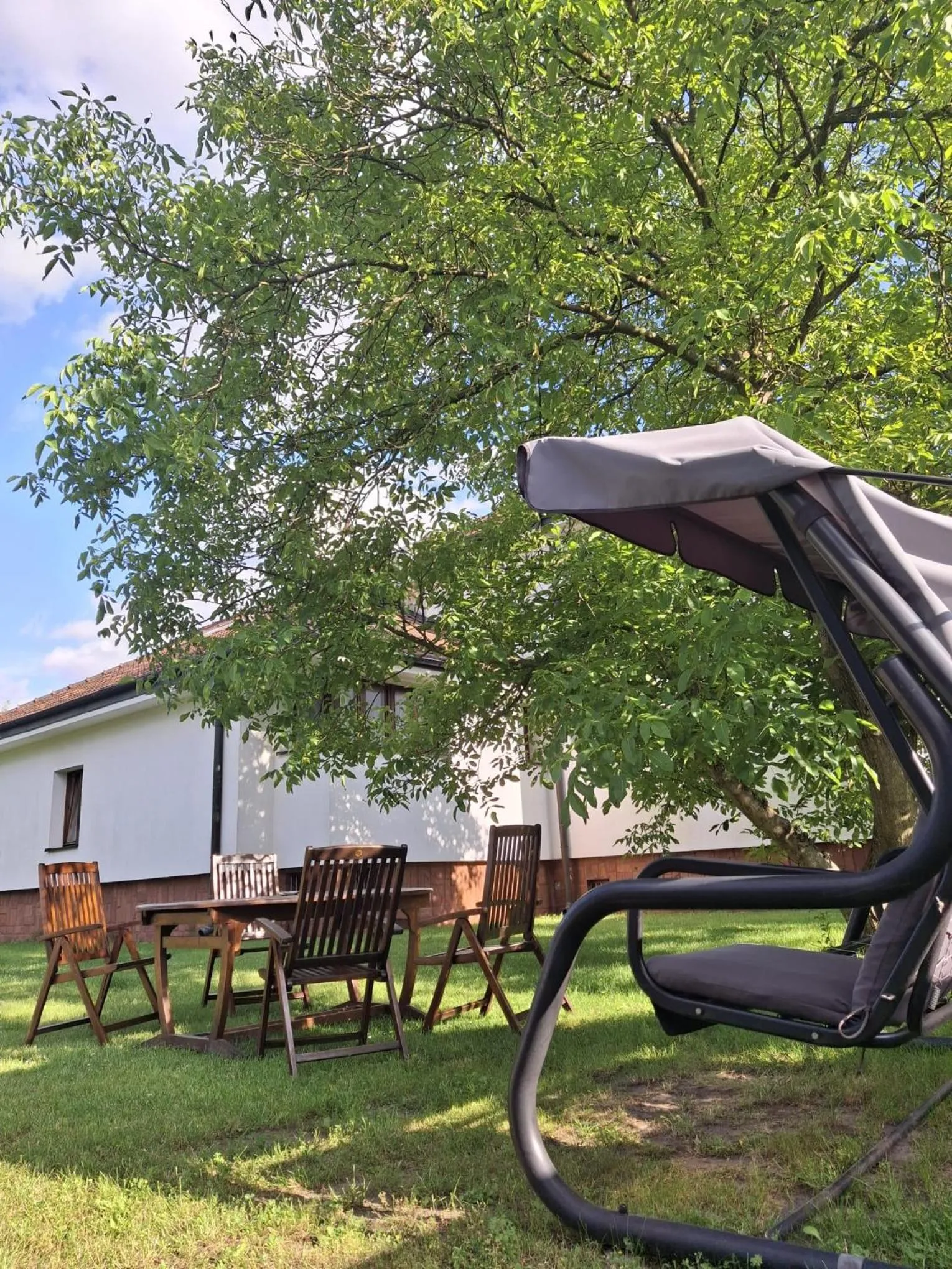 Property building in Apart Hostel S8