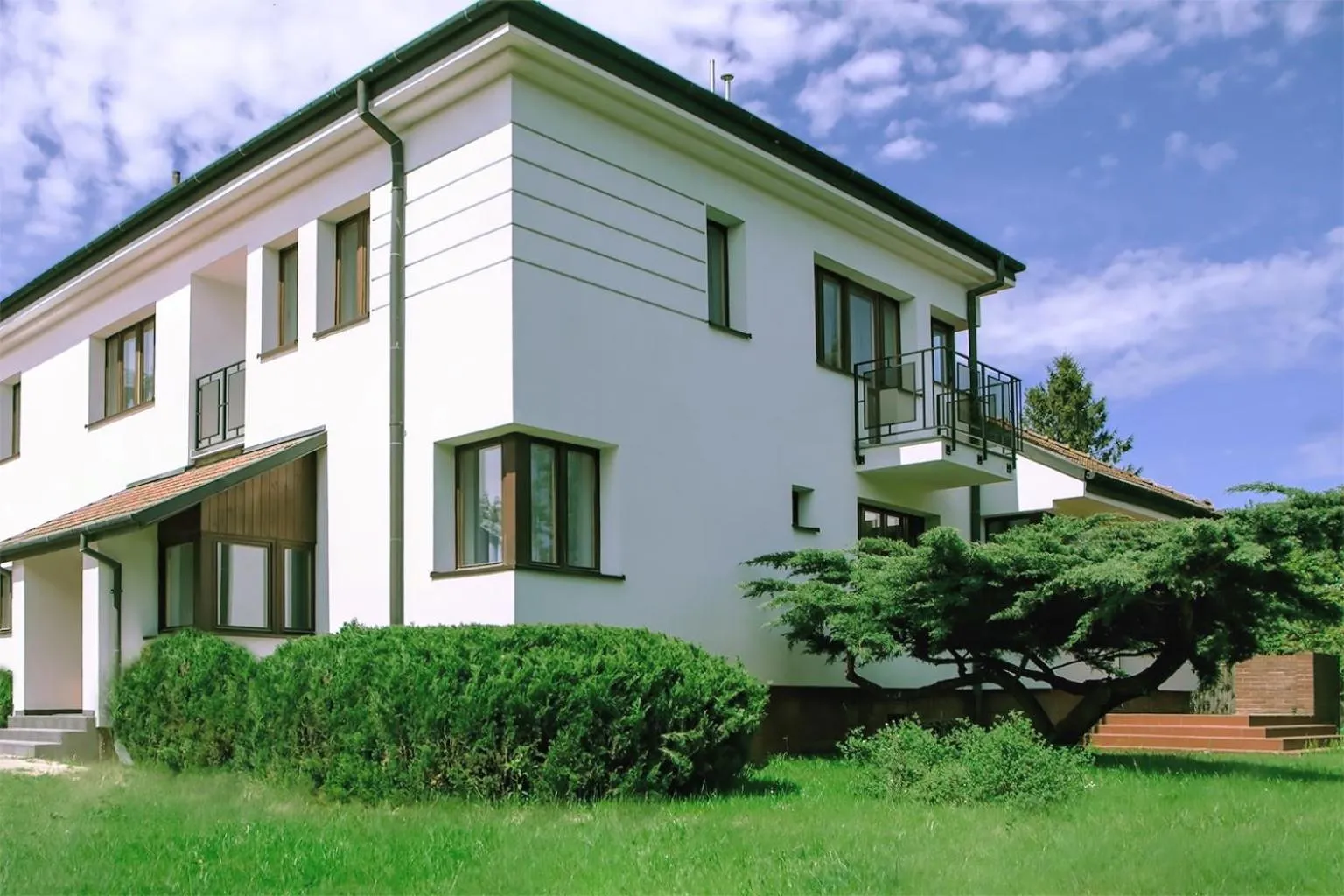 Property building in Apart Hostel S8