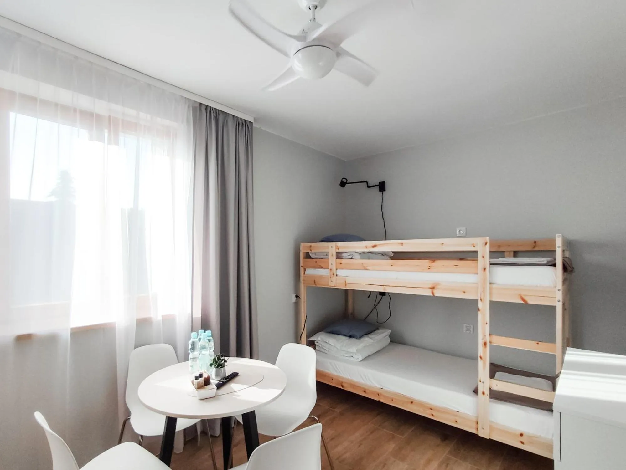 Photo of the whole room, Bed in Apart Hostel S8