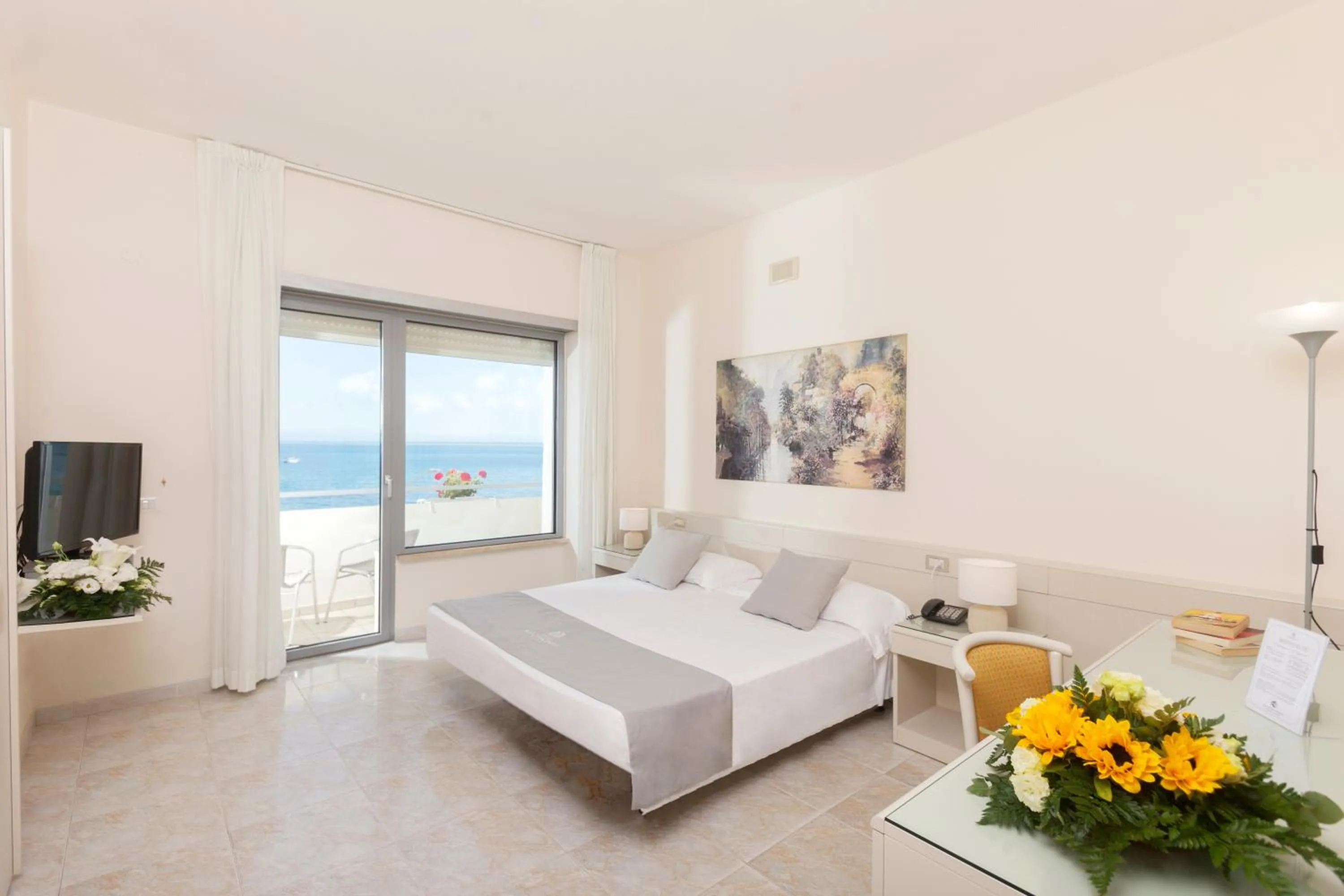 Bedroom, Bed in Baia D'Argento