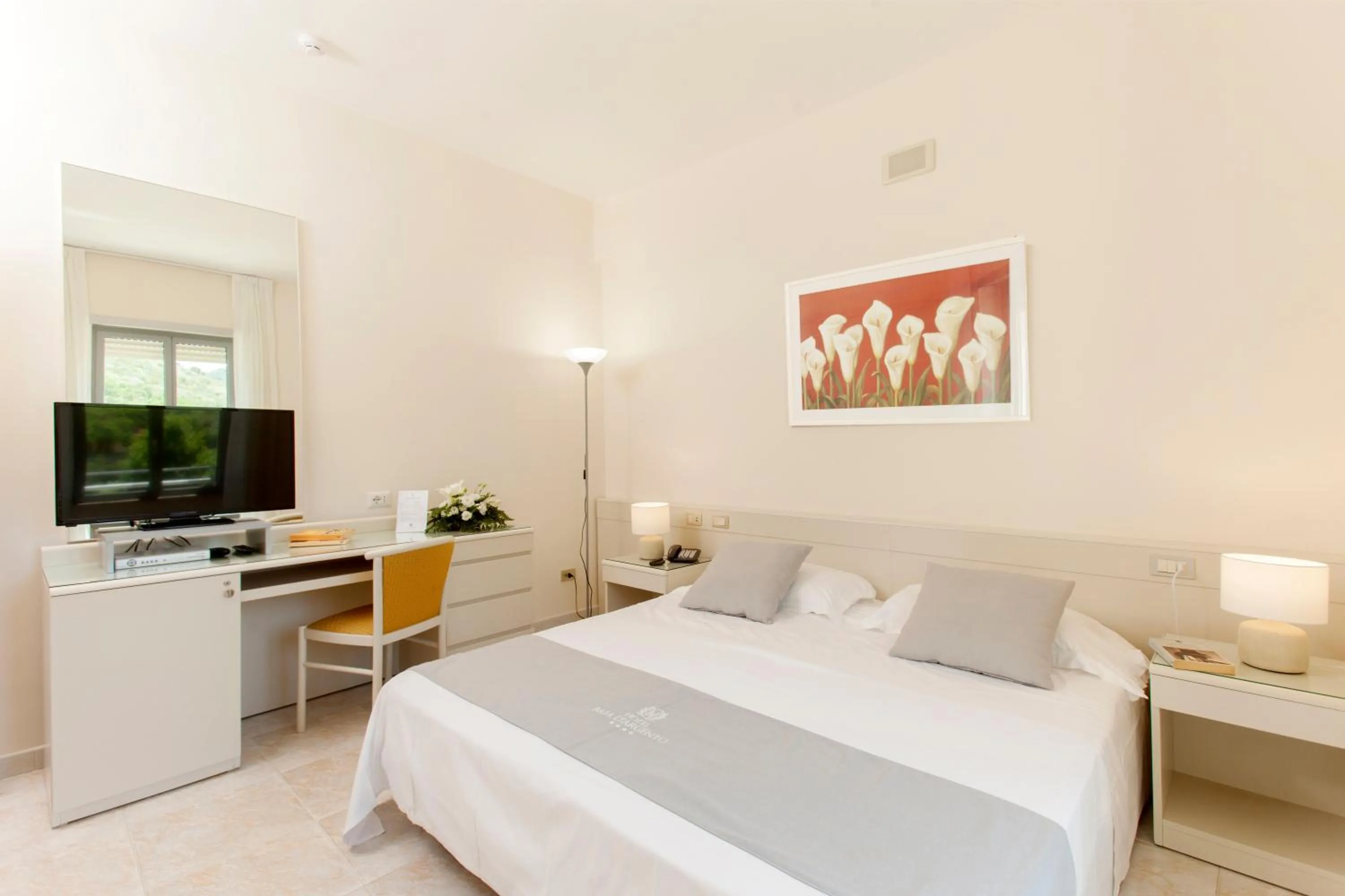 Bedroom, Bed in Baia D'Argento