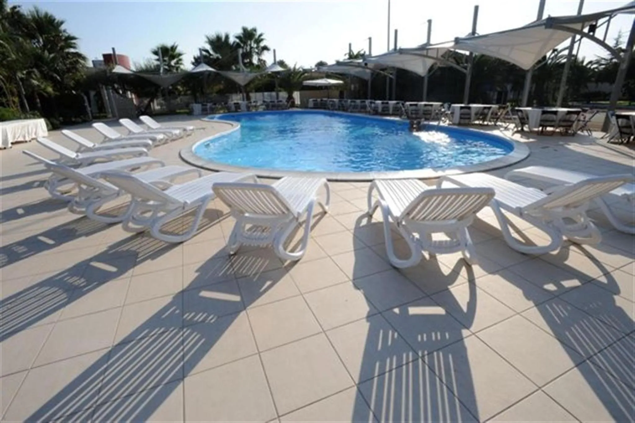 Swimming pool in Villa Orchidea