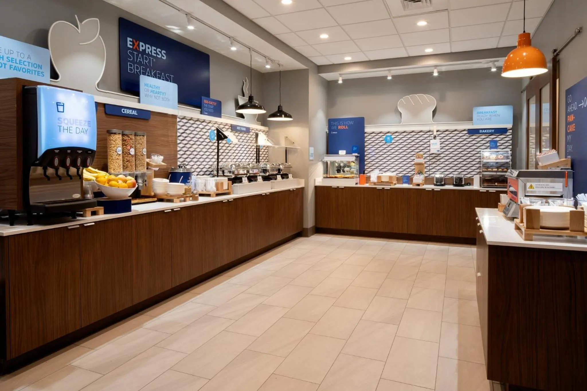 Breakfast in Holiday Inn Express & Suites - Hollister by IHG