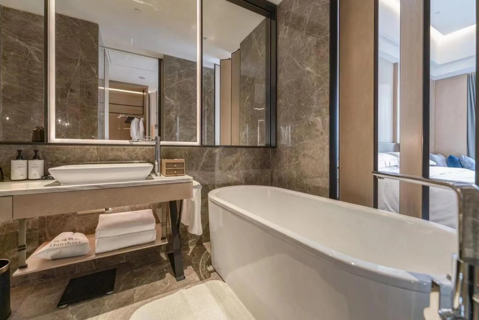 Bath in InterContinental Hangzhou Liangzhu by IHG