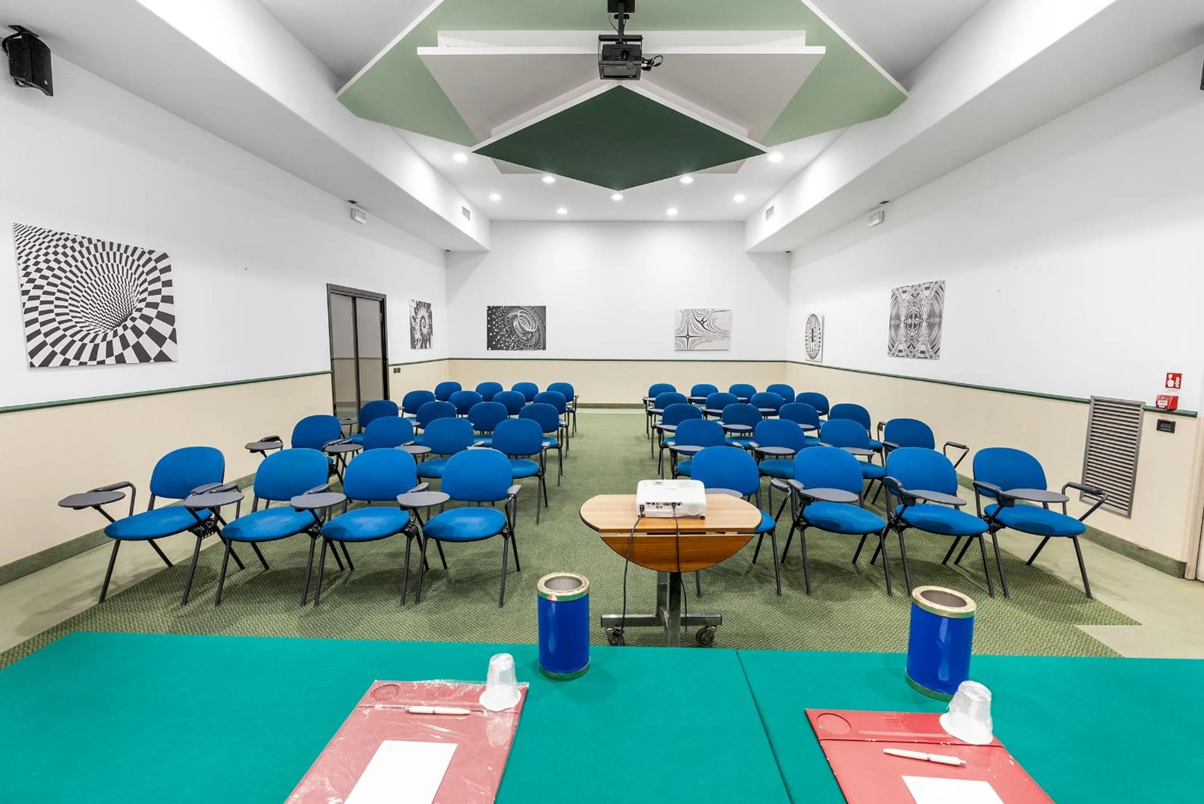 Meeting/conference room in Abacus Hotel