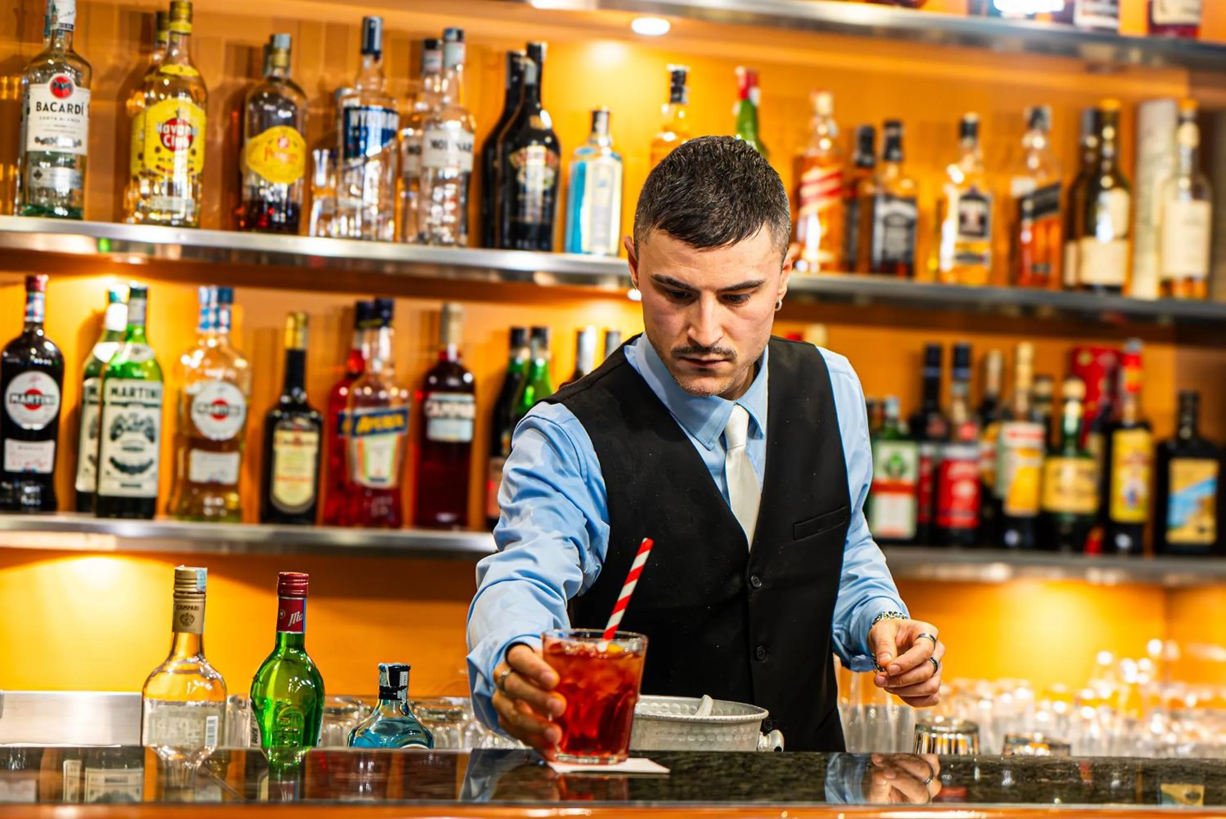 Restaurant/places to eat in Abacus Hotel