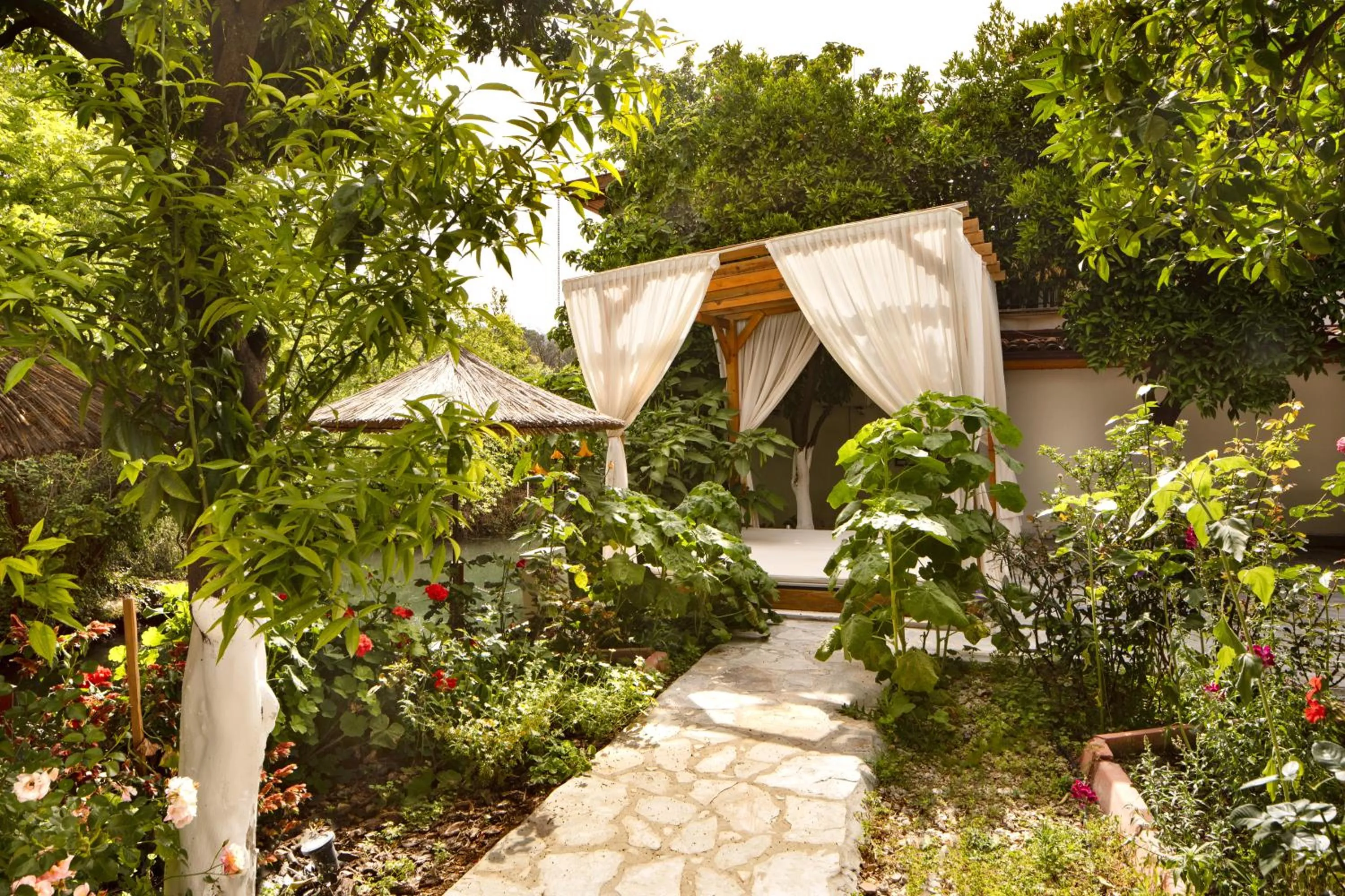 Garden in Orange Garden Hotel Akyaka