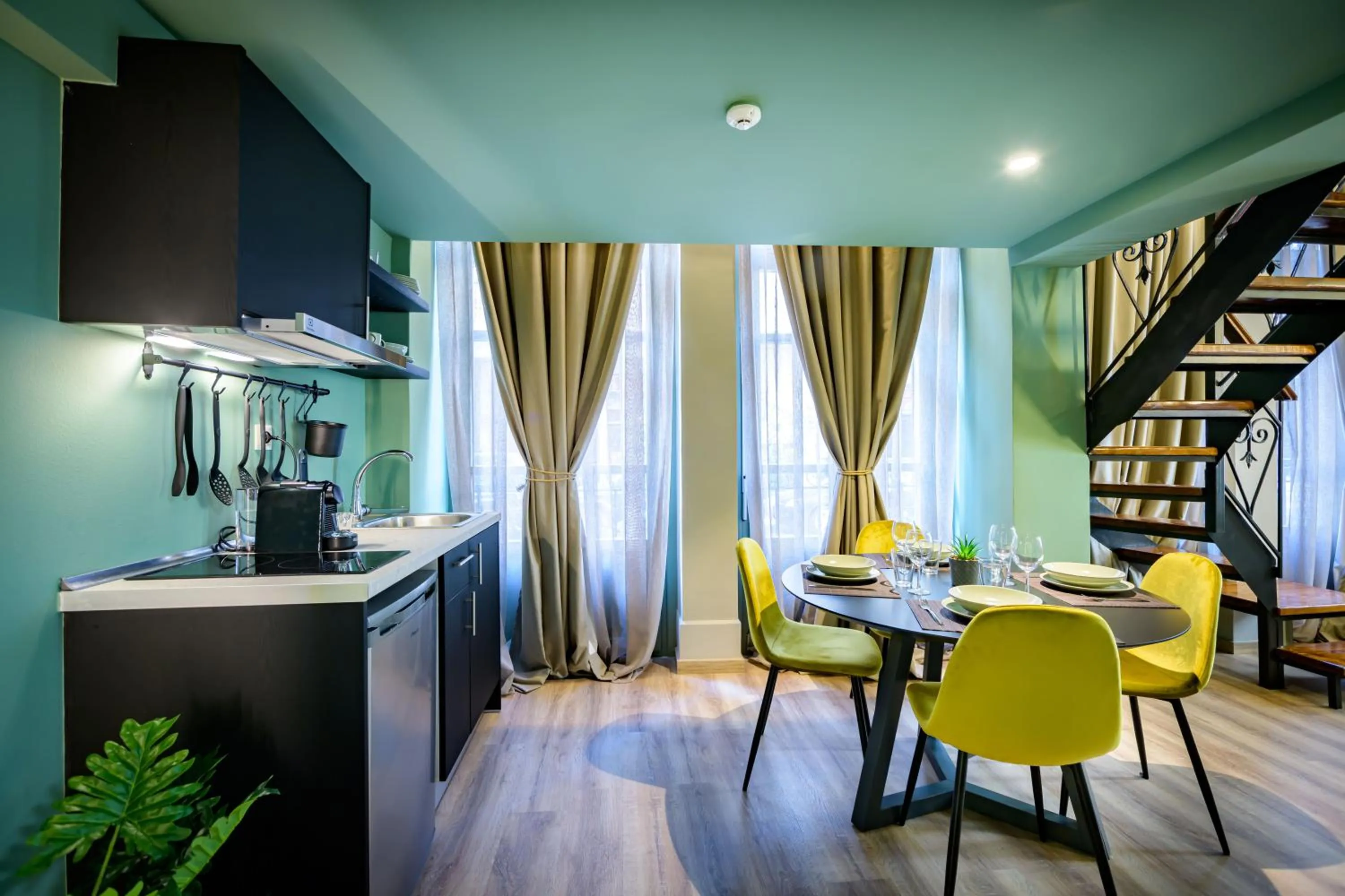 Kitchen or kitchenette in Urban Tales