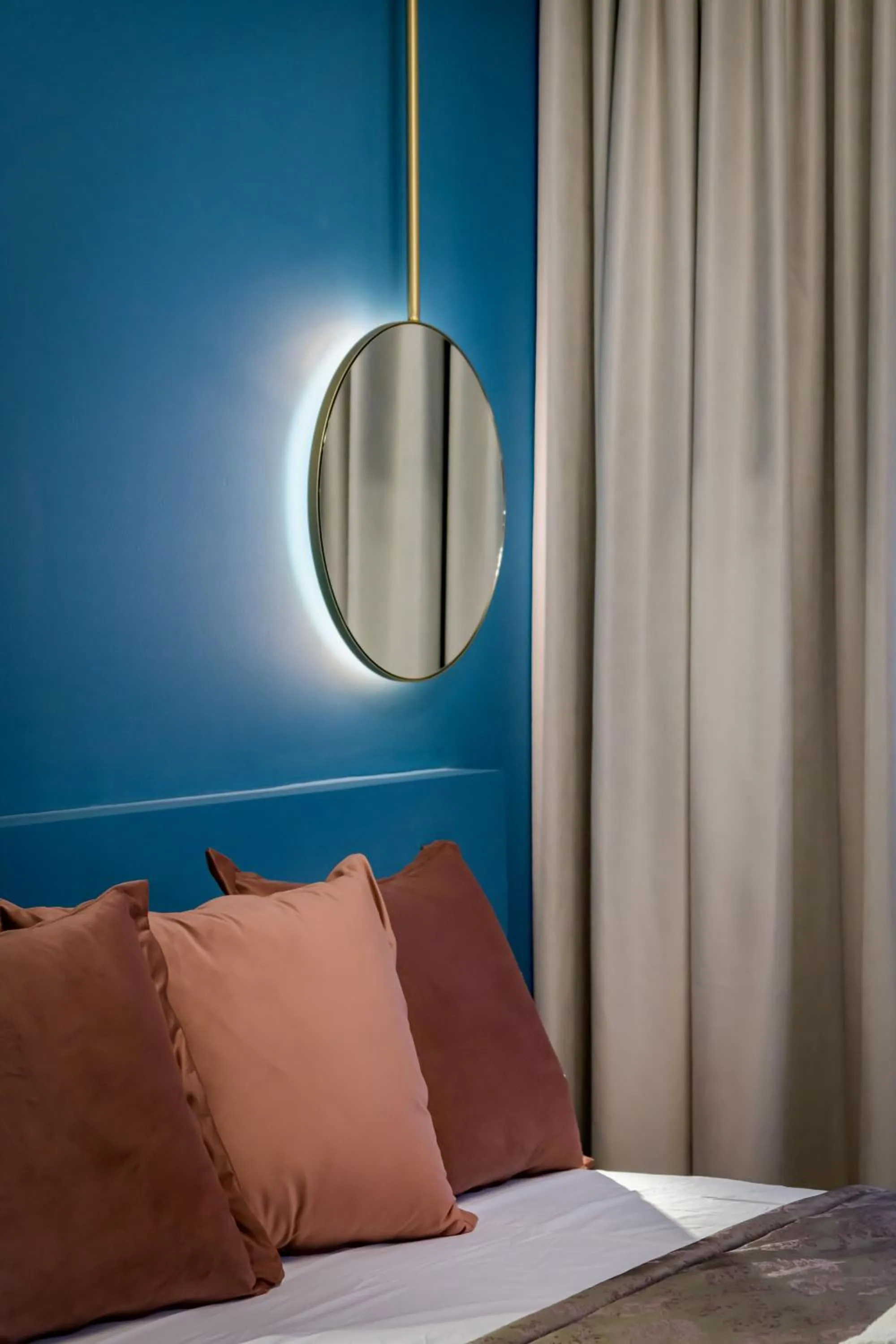 Decorative detail, Bed in Urban Tales