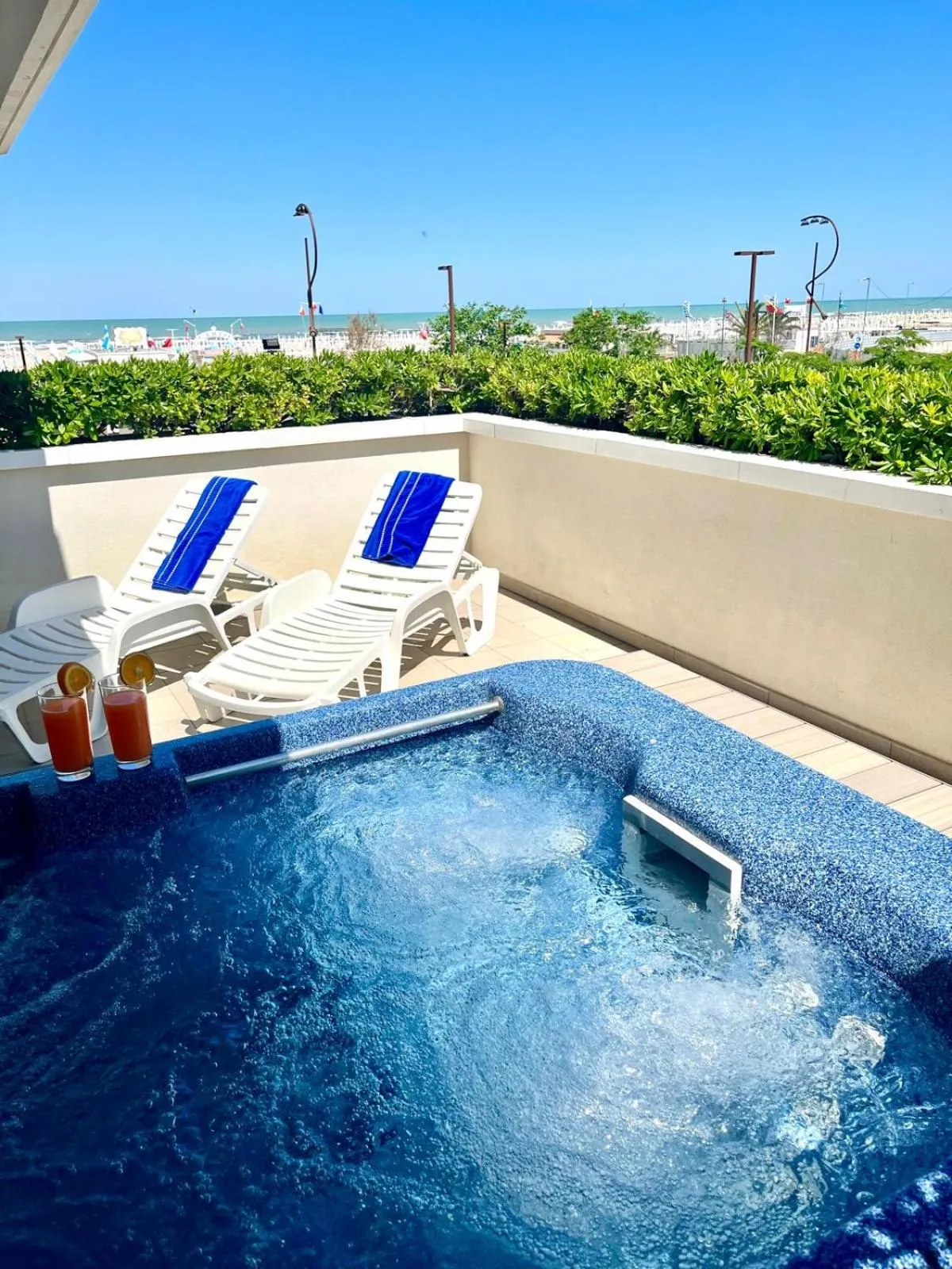 Open Air Bath in Club House Hotel