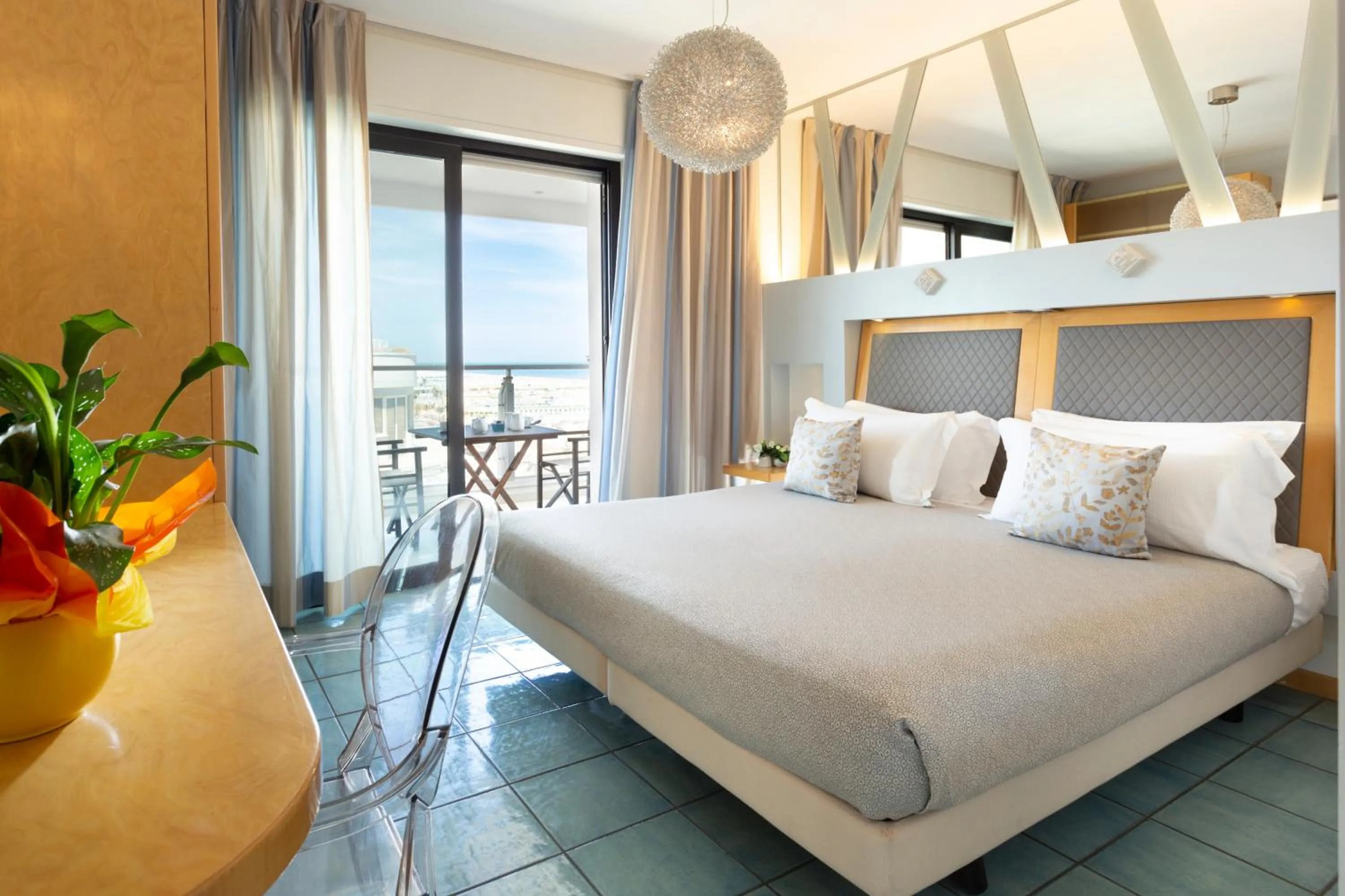 Bed in Club House Hotel