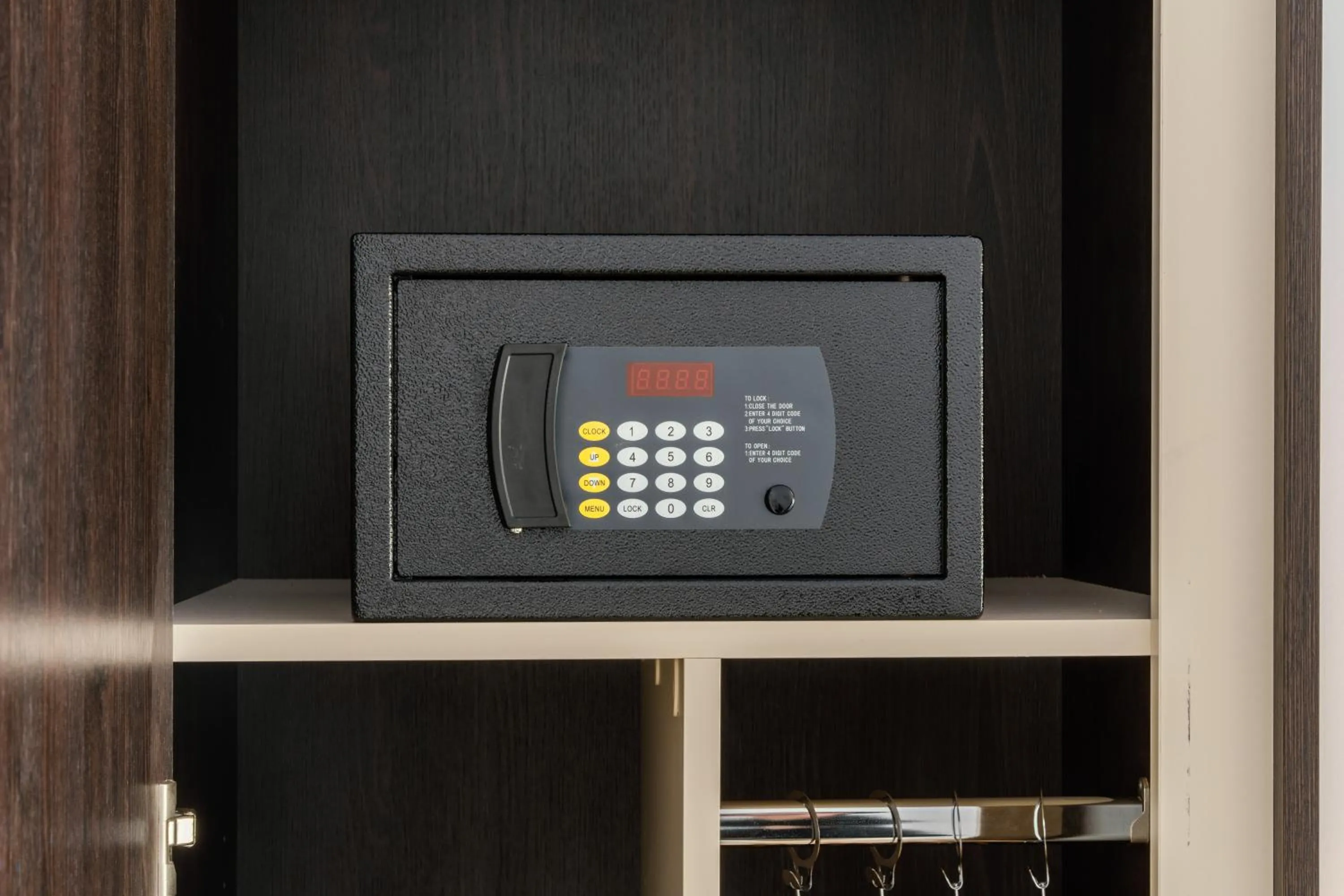 safe in Cottages de France CDG