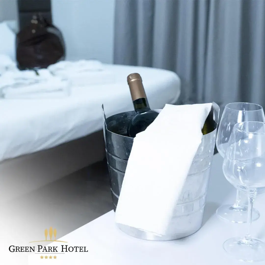 Superior Double or Twin Room in Green Park Hotel Superior Double or Twin Room in Green Park Hotel