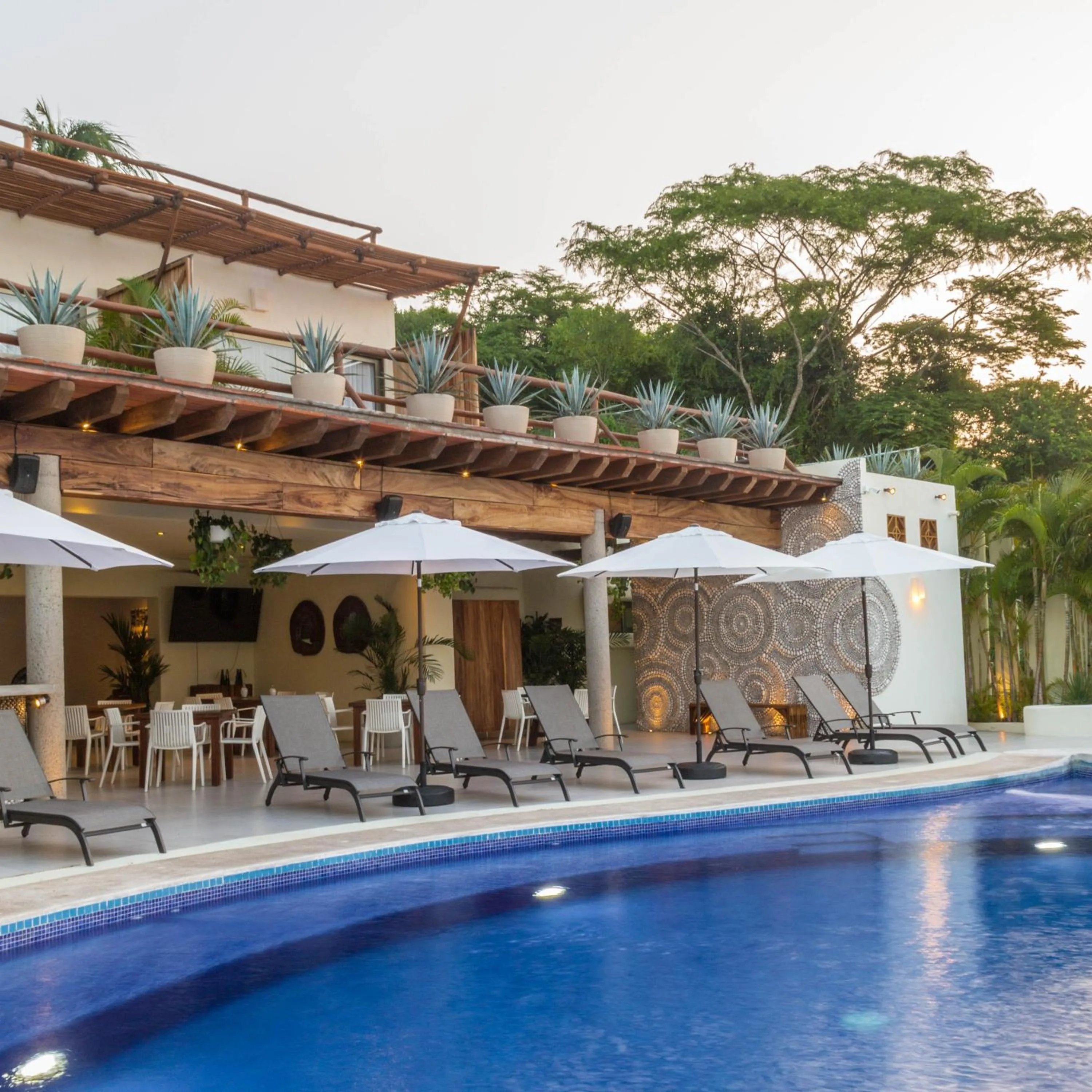 Property building in Hotel Ysuri Bucerias