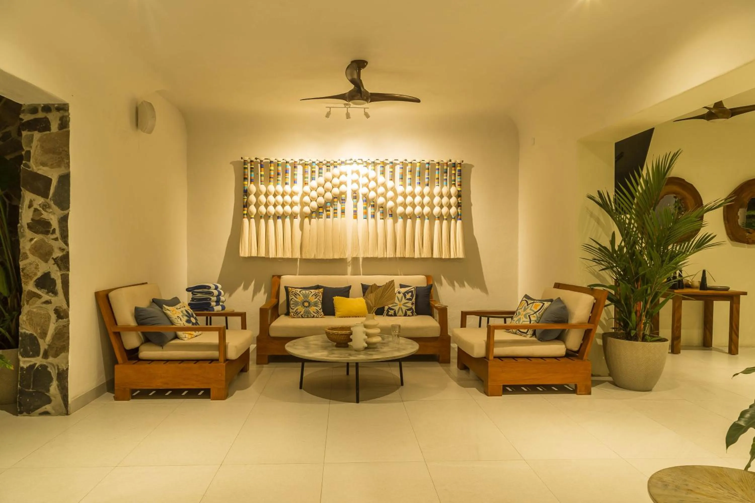 Seating area in Hotel Ysuri Bucerias