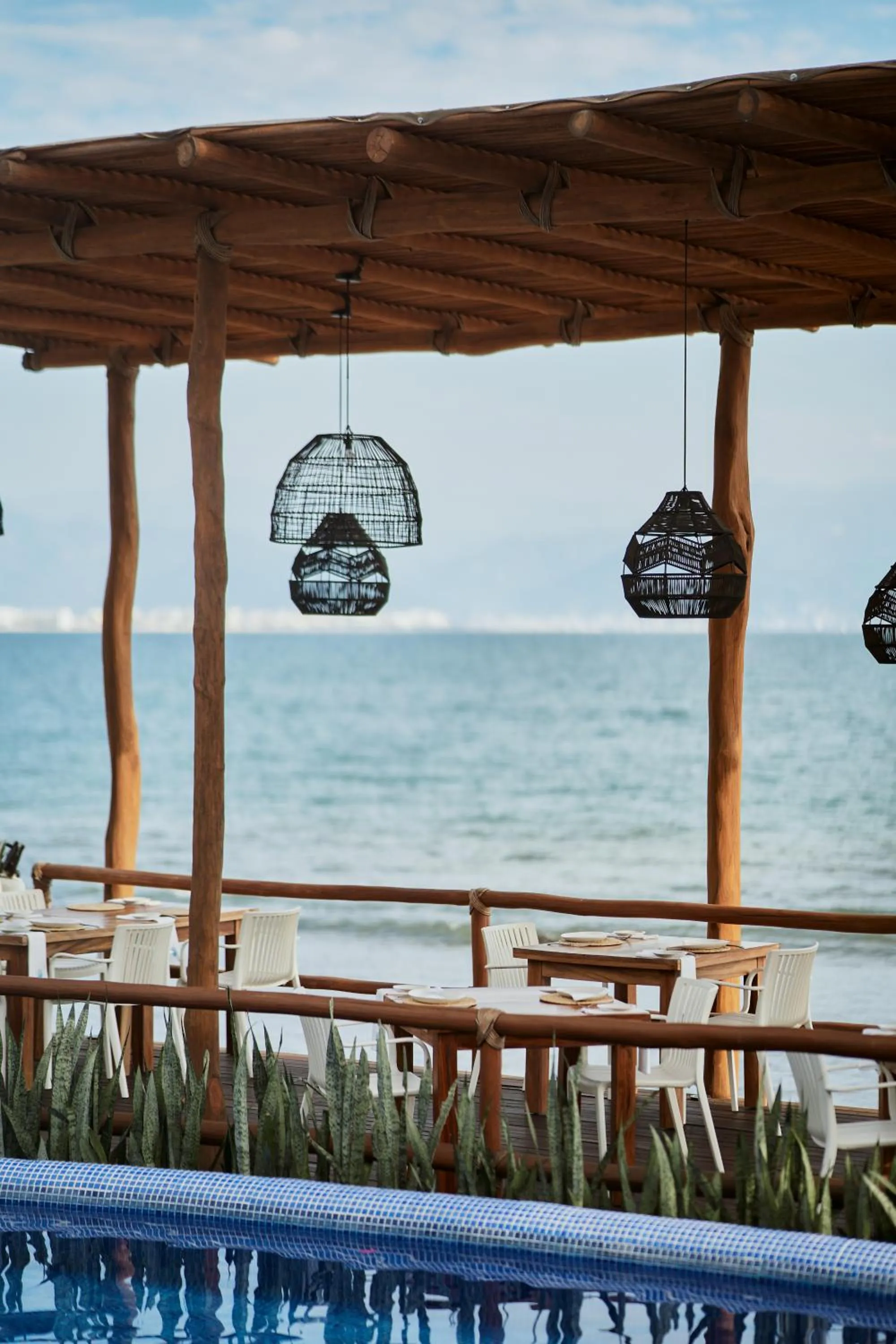 Pool view in Hotel Ysuri Bucerias
