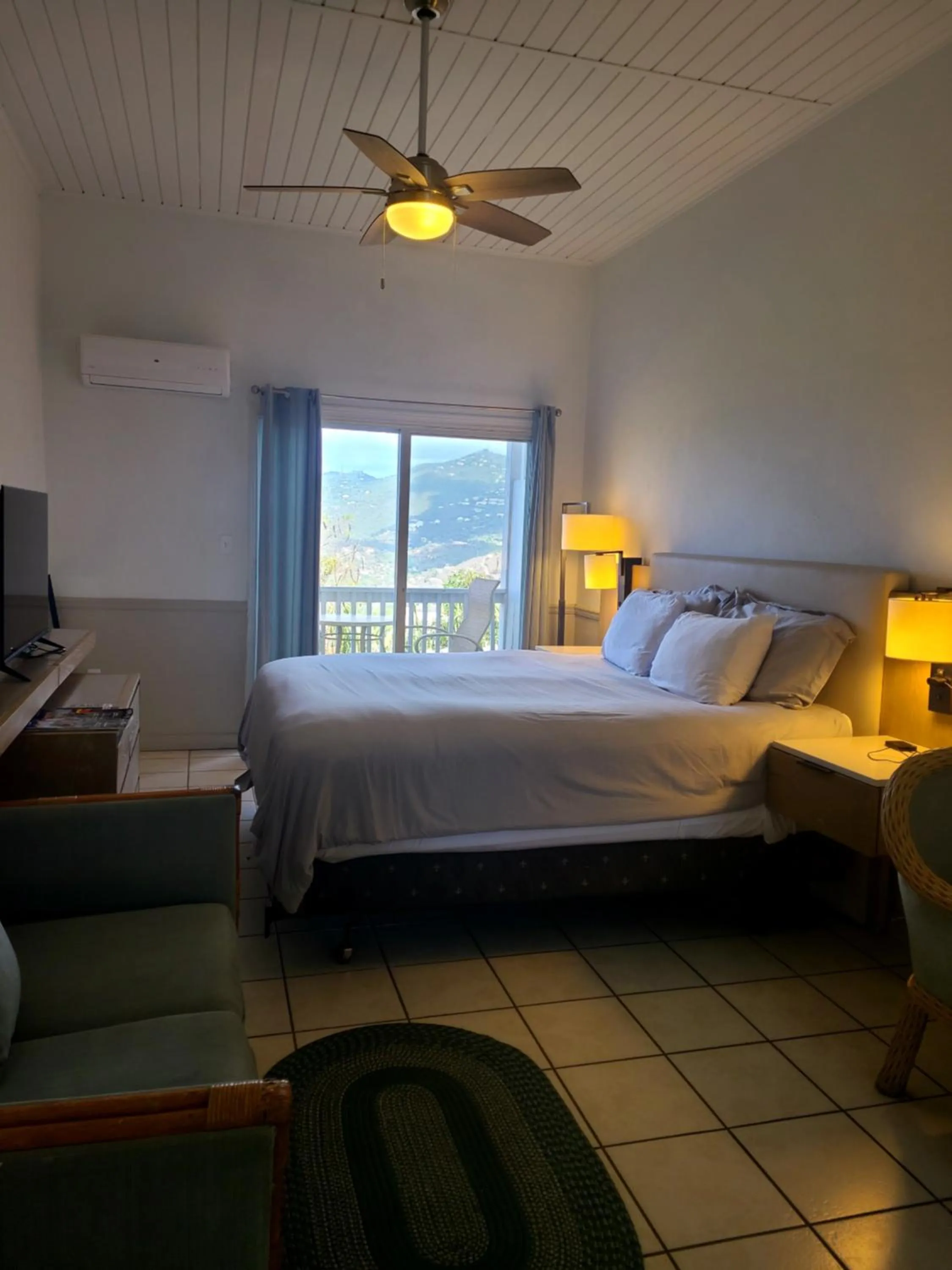 Boundless Bliss Hotel