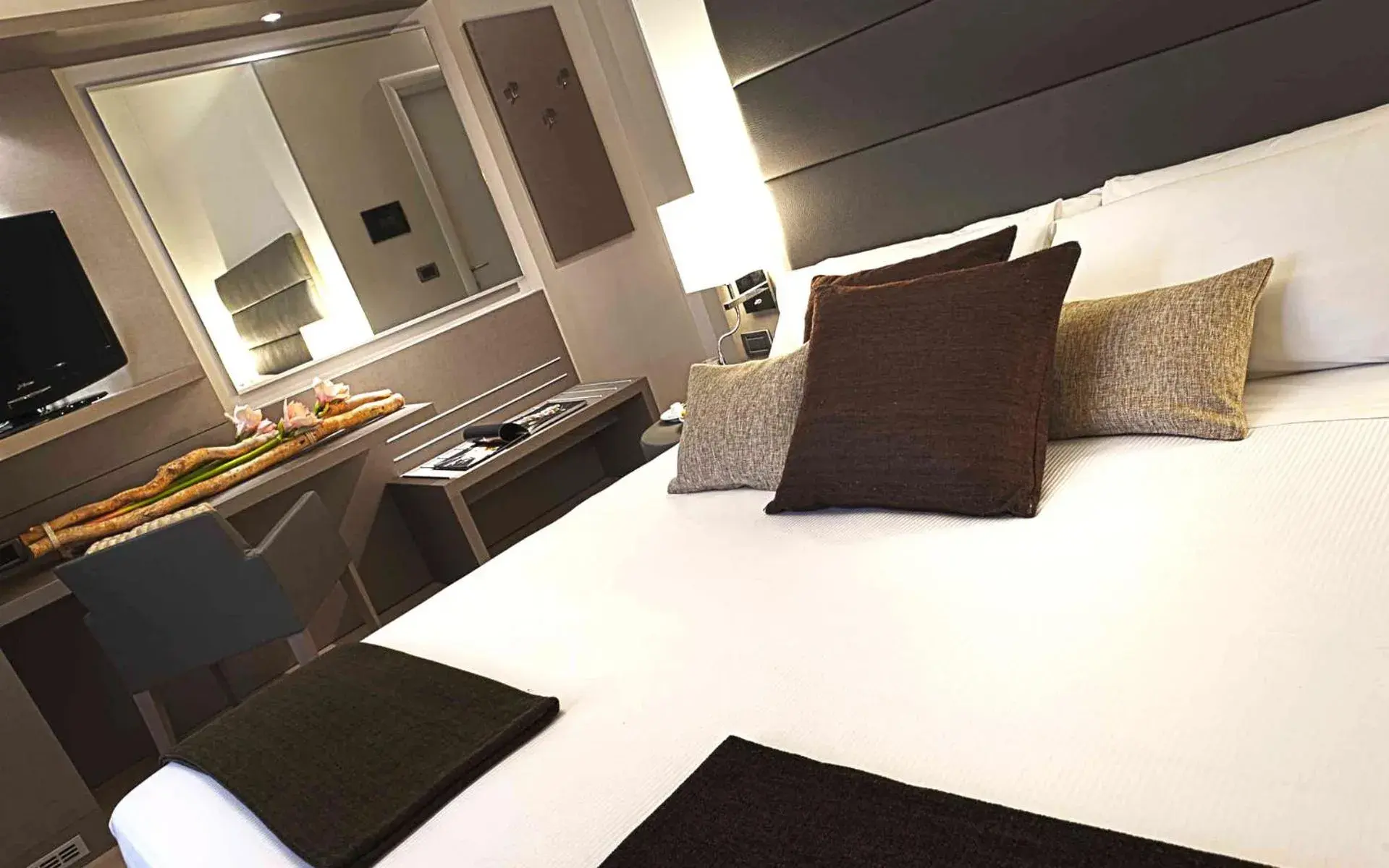 Standard Double Room in Hotel Chivasso Standard Double Room in Hotel Chivasso