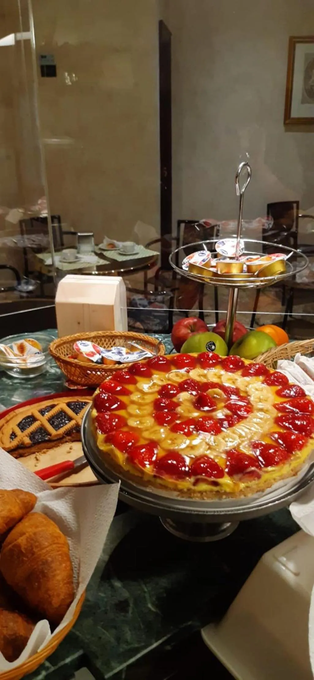 Breakfast in Hotel Valentino Centro Storico