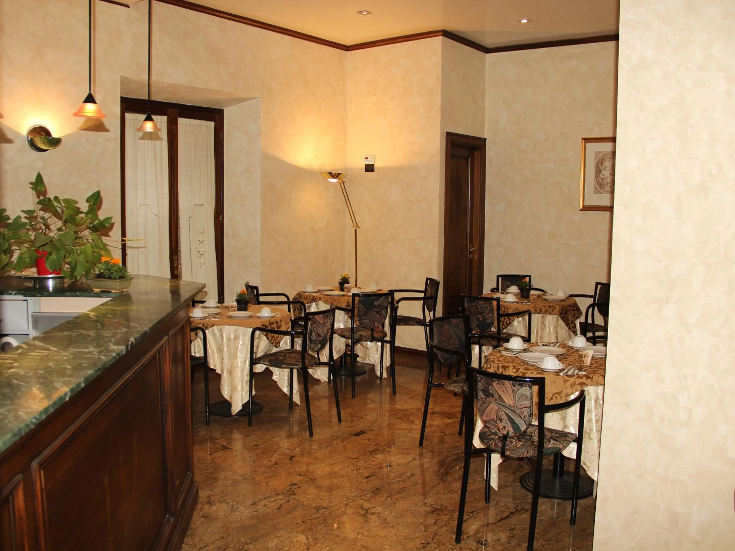 Breakfast in Hotel Valentino Centro Storico