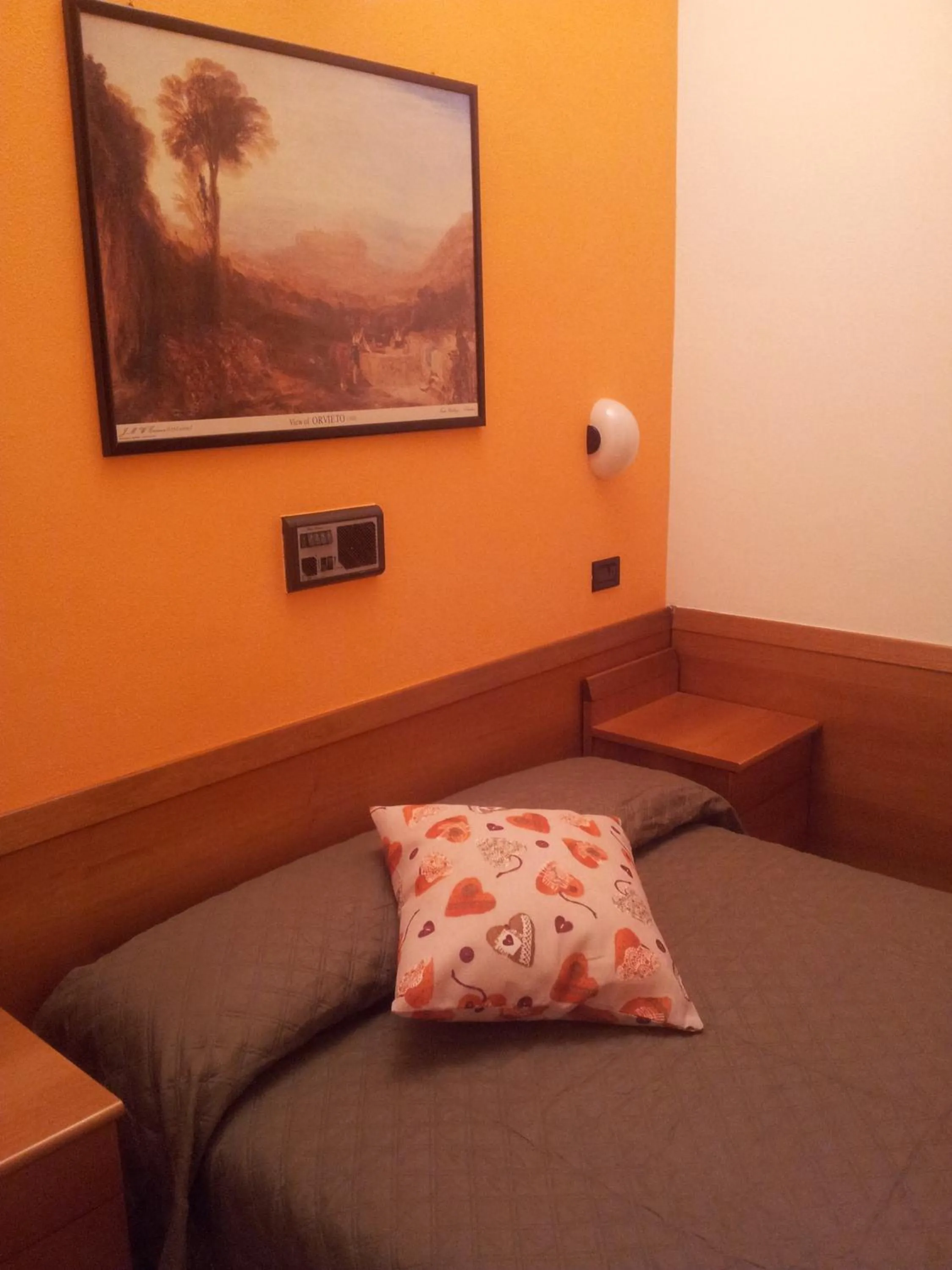 Photo of the whole room, Bed in Hotel Valentino Centro Storico