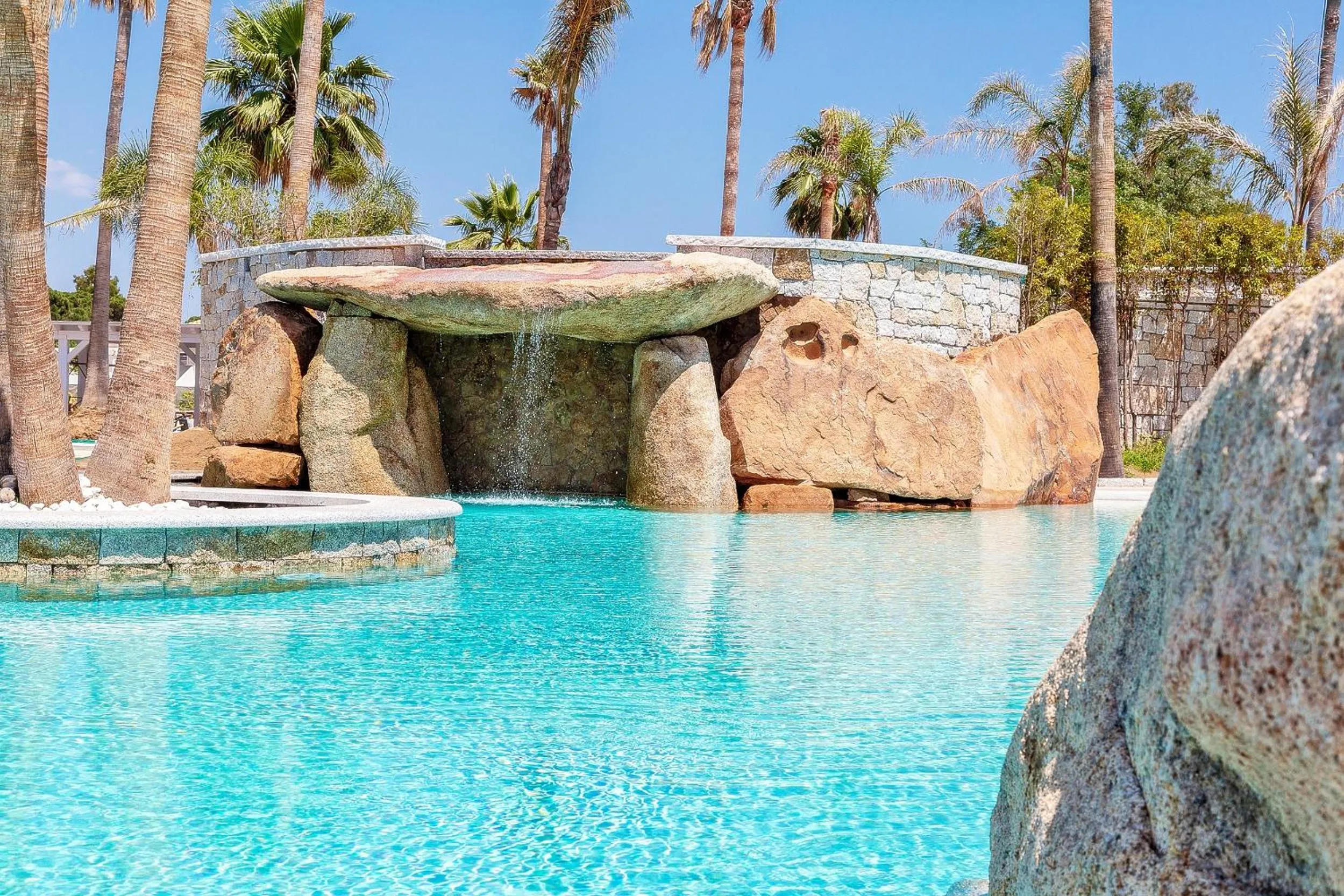 Swimming pool in Hotel Club Saraceno - Bovis Hotels