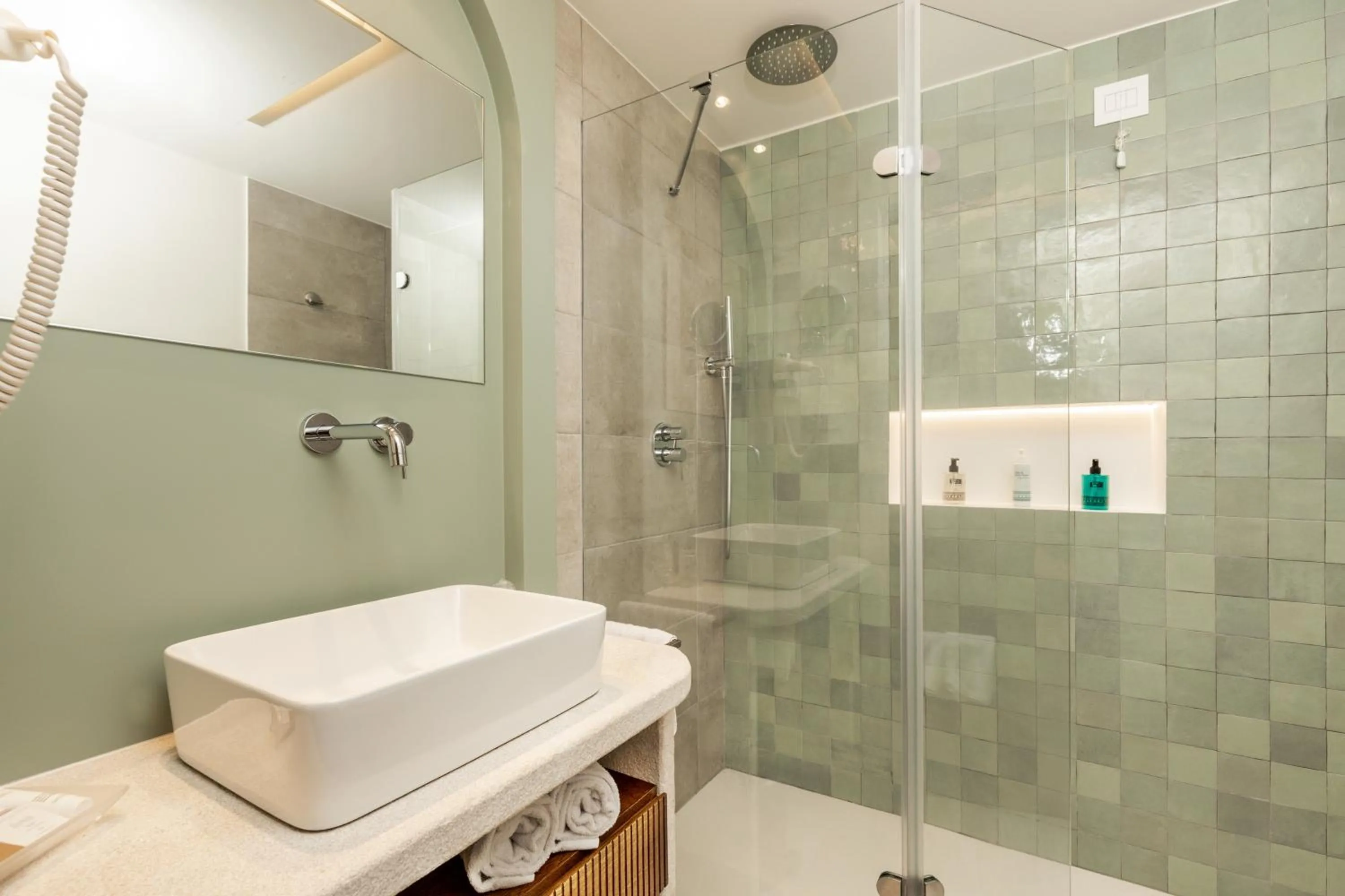 Bathroom in Hotel Club Saraceno - Bovis Hotels